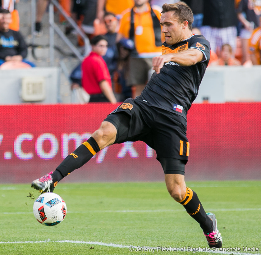 Canon EOS 7D Mark II + Sigma 100-300mm f/4 sample photo. Mls soccer players photography