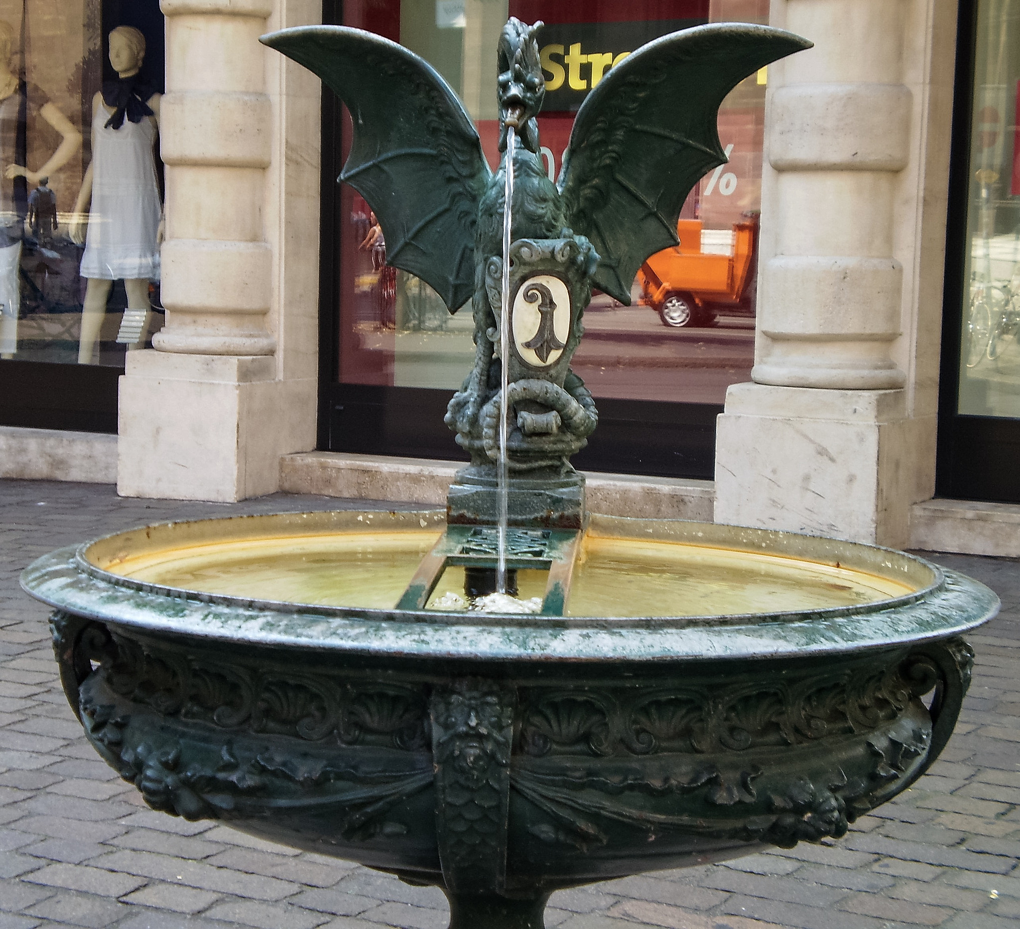 Olympus FE20,X15,C25 sample photo. Swiss street dragon photography