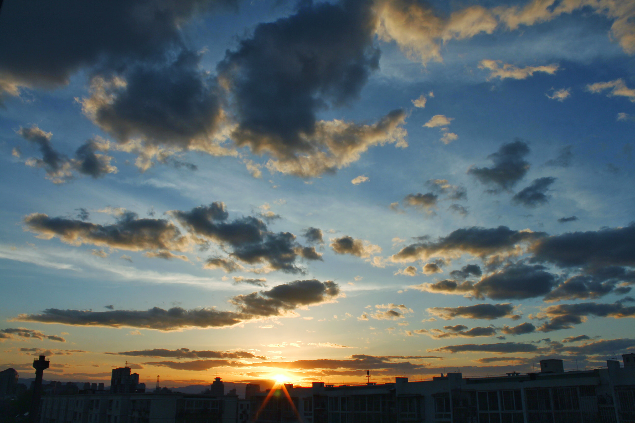 Canon EF-S 18-55mm F3.5-5.6 IS II sample photo. ❤️爱在云端❤️ photography
