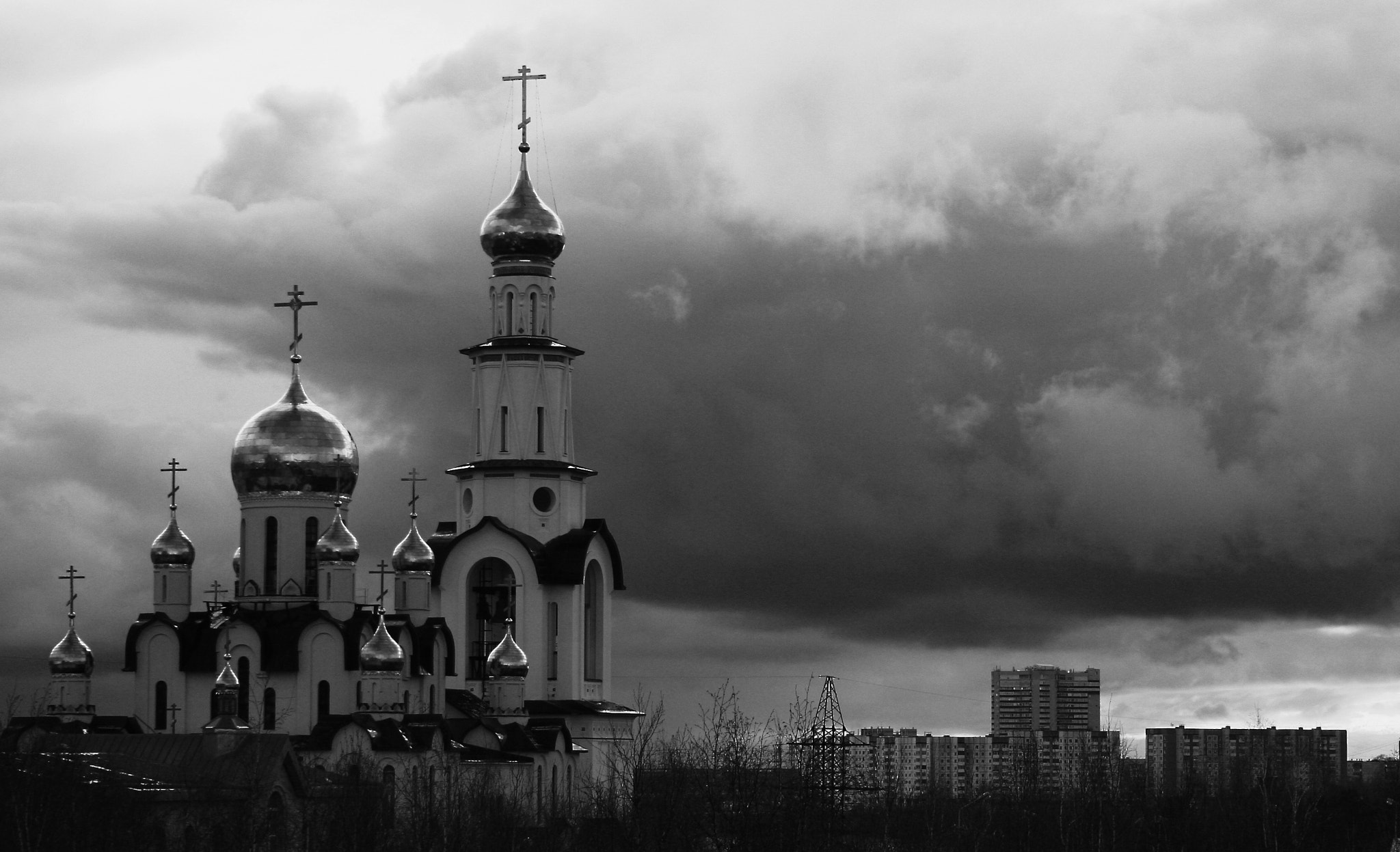 Canon EF-S 18-55mm F3.5-5.6 sample photo. Под чёрным крылом. photography