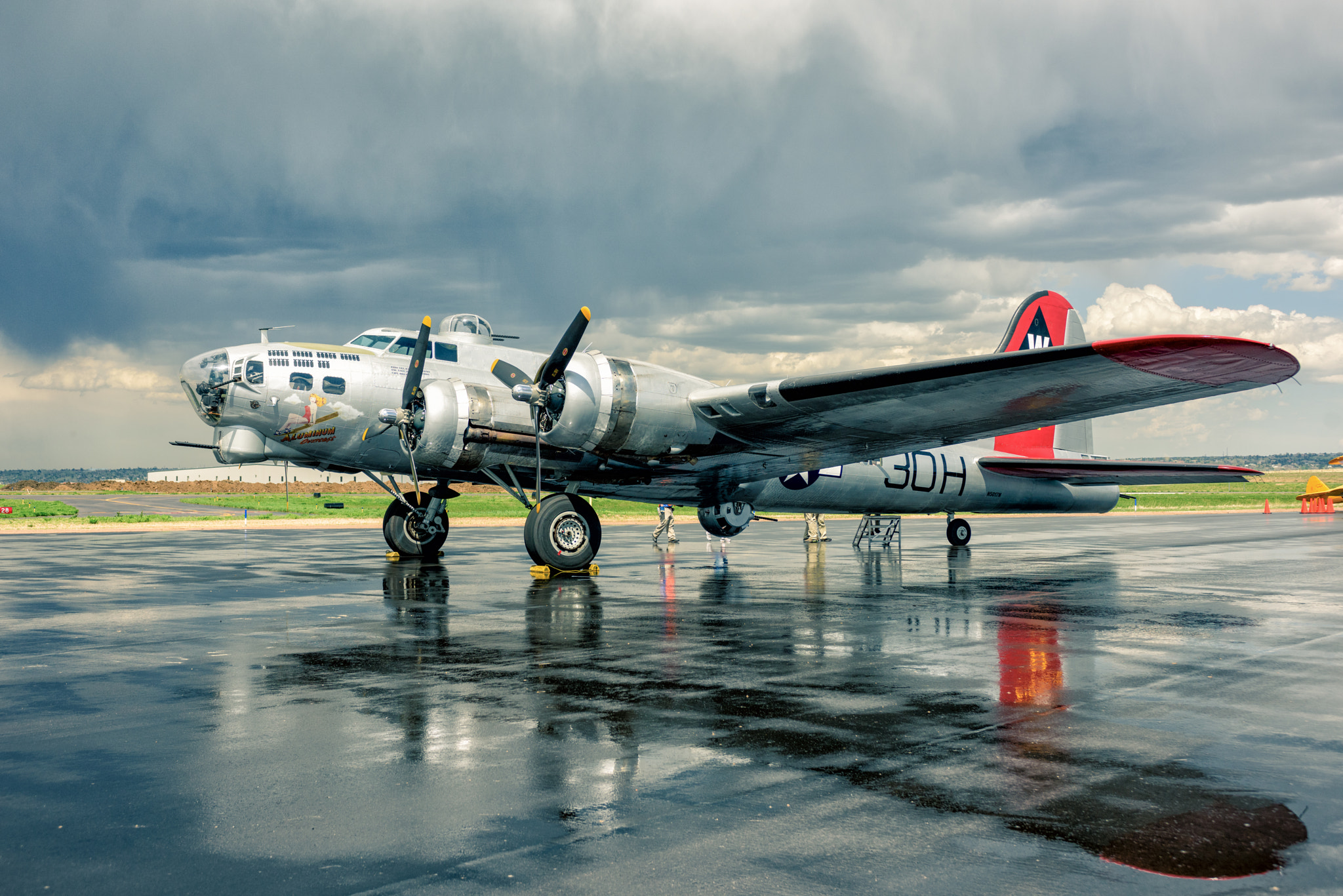 Nikon AF-S Nikkor 28-70mm F2.8 ED-IF sample photo. B17 bomber photography