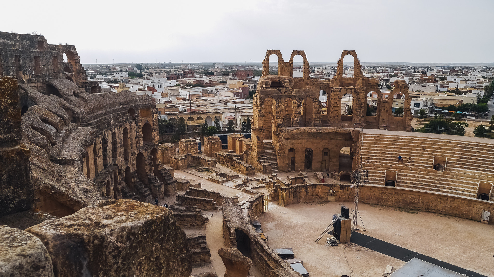 Panasonic Lumix DMC-GF5 sample photo. Coliseum in el-jem photography