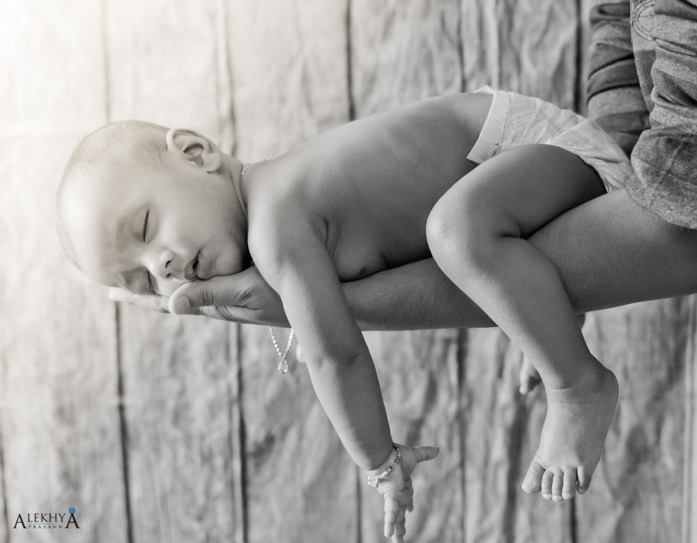 Sigma 24-70mm F2.8 EX DG Macro sample photo. The sleeping baby photography