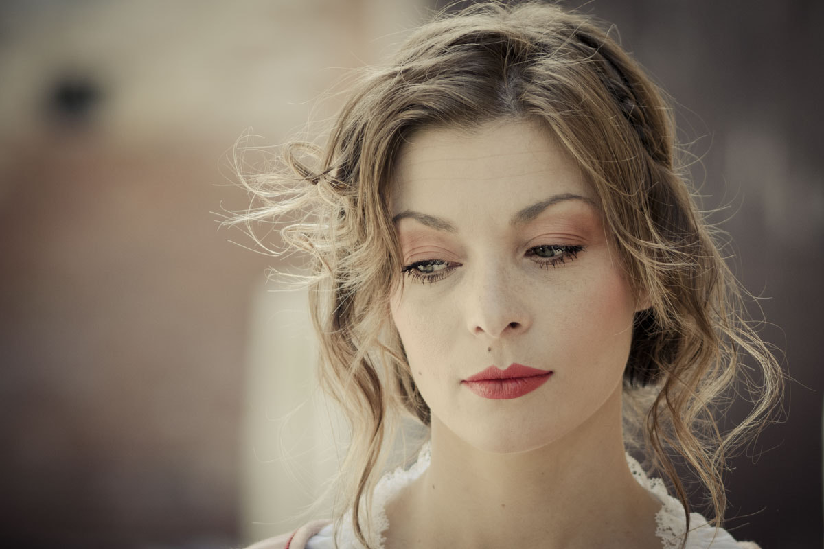 Olympus OM-D E-M5 II + Olympus M.Zuiko Digital ED 75mm F1.8 sample photo. Greta photography