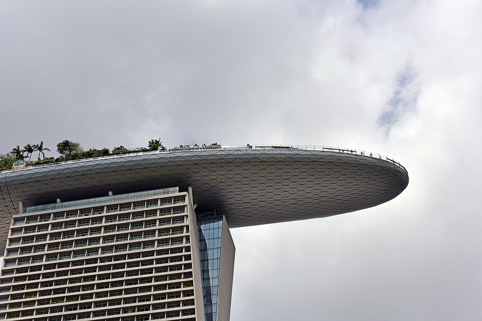 Samyang 12mm F2.8 ED AS NCS Fisheye sample photo. Singapore marina bay sands photography
