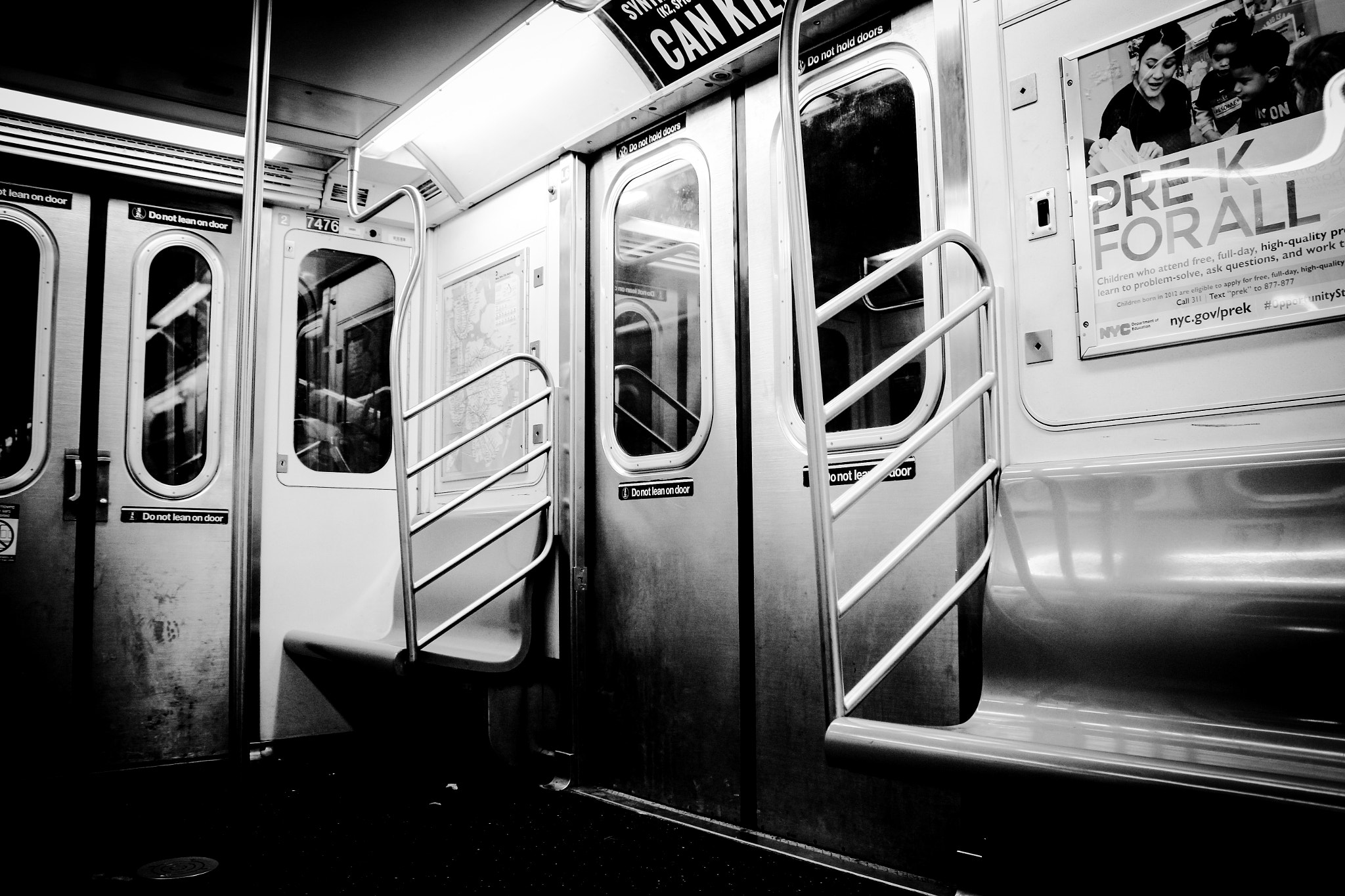 Canon EF-S 18-55mm F3.5-5.6 III sample photo. Empty carriage photography