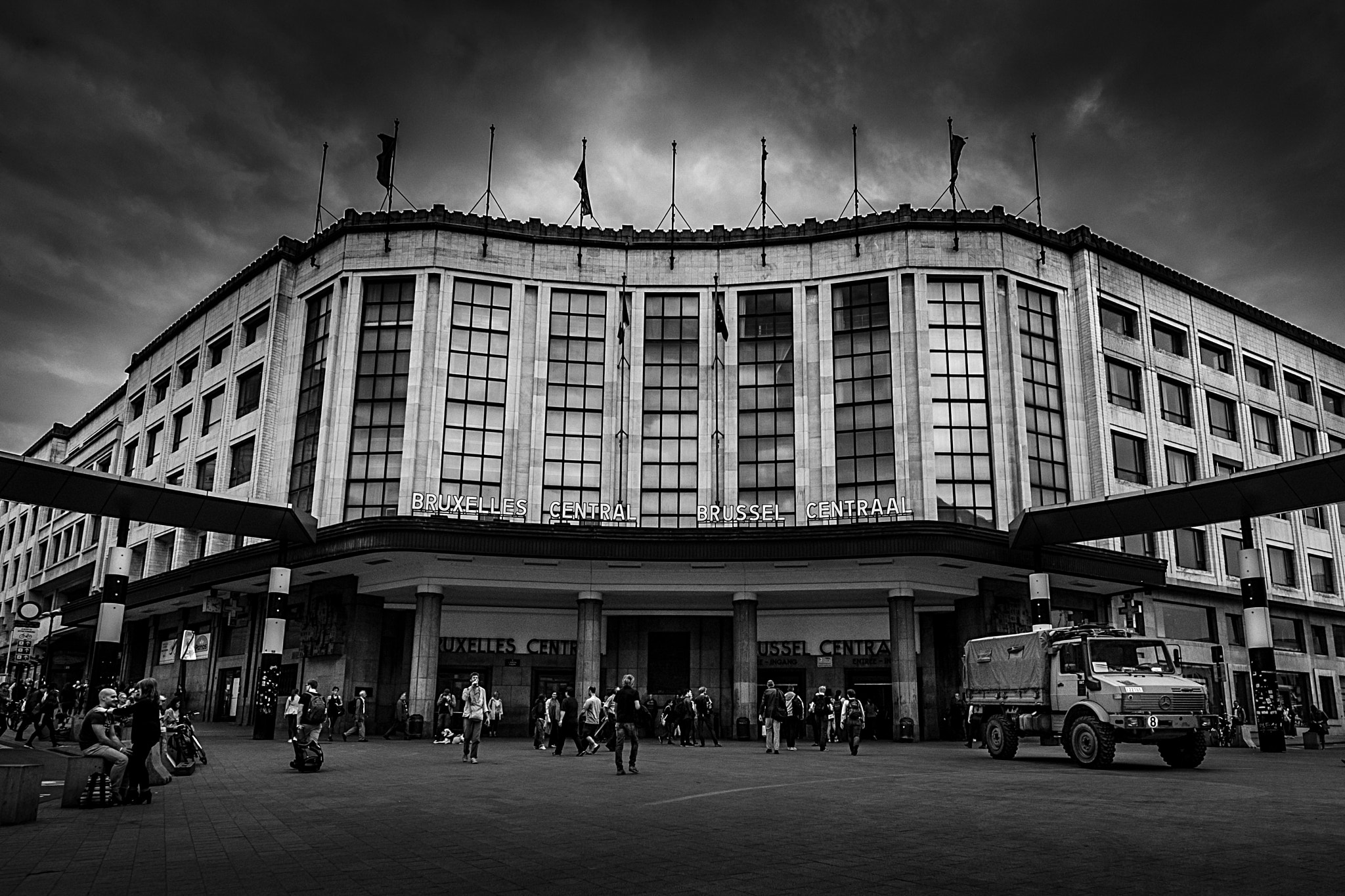 ZEISS Touit 12mm F2.8 sample photo. Gare centrale - brussels photography