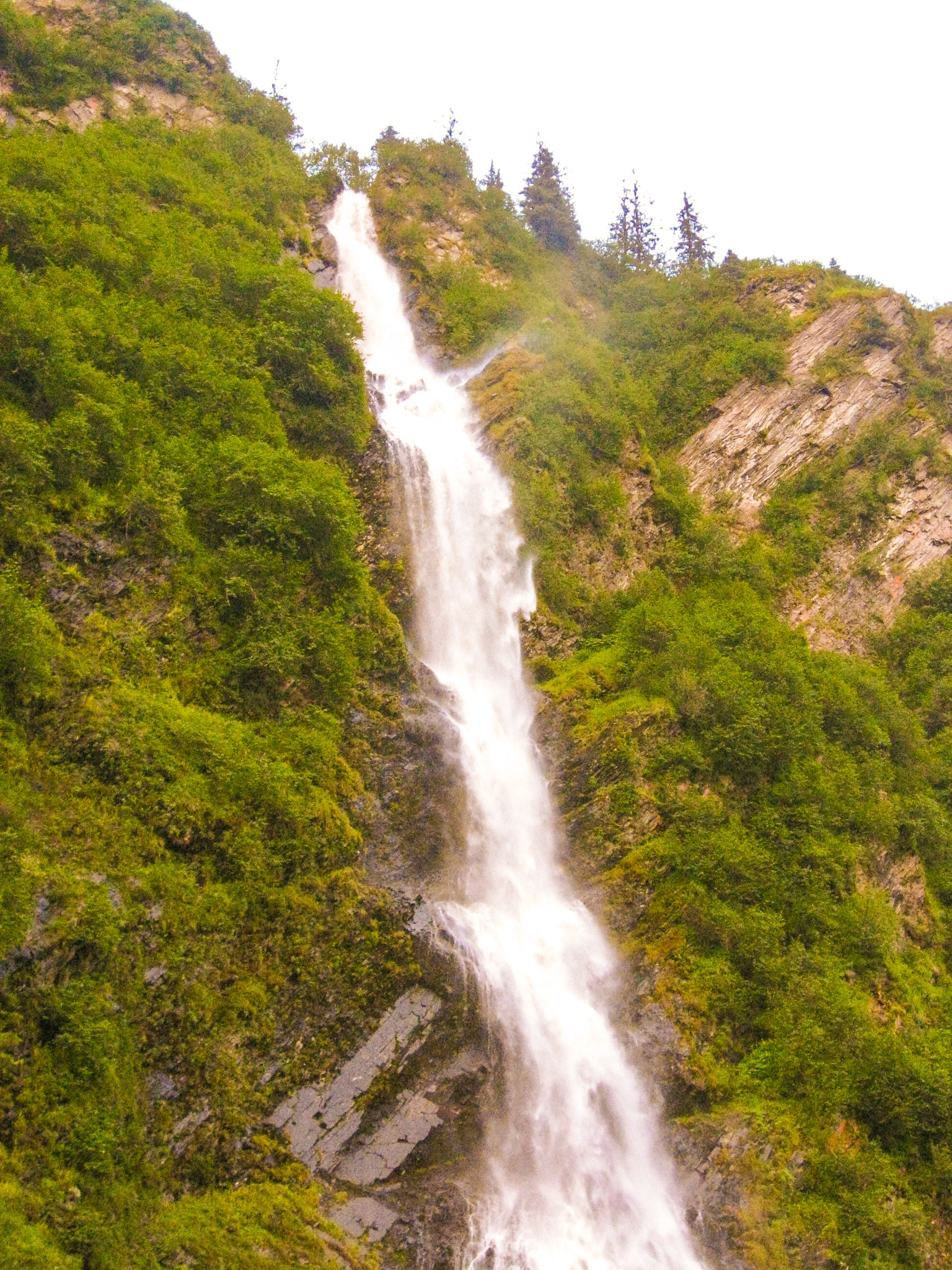 Canon POWERSHOT SD850 IS sample photo. Alaskan waterfall photography