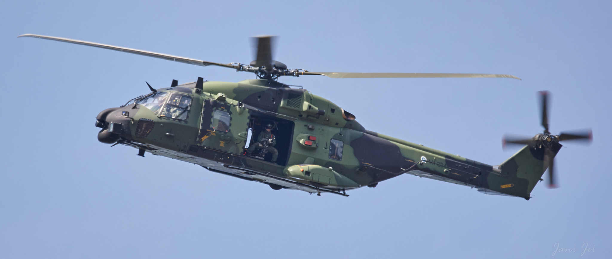 Canon EOS-1D Mark III sample photo. Nh90 and minigun photography