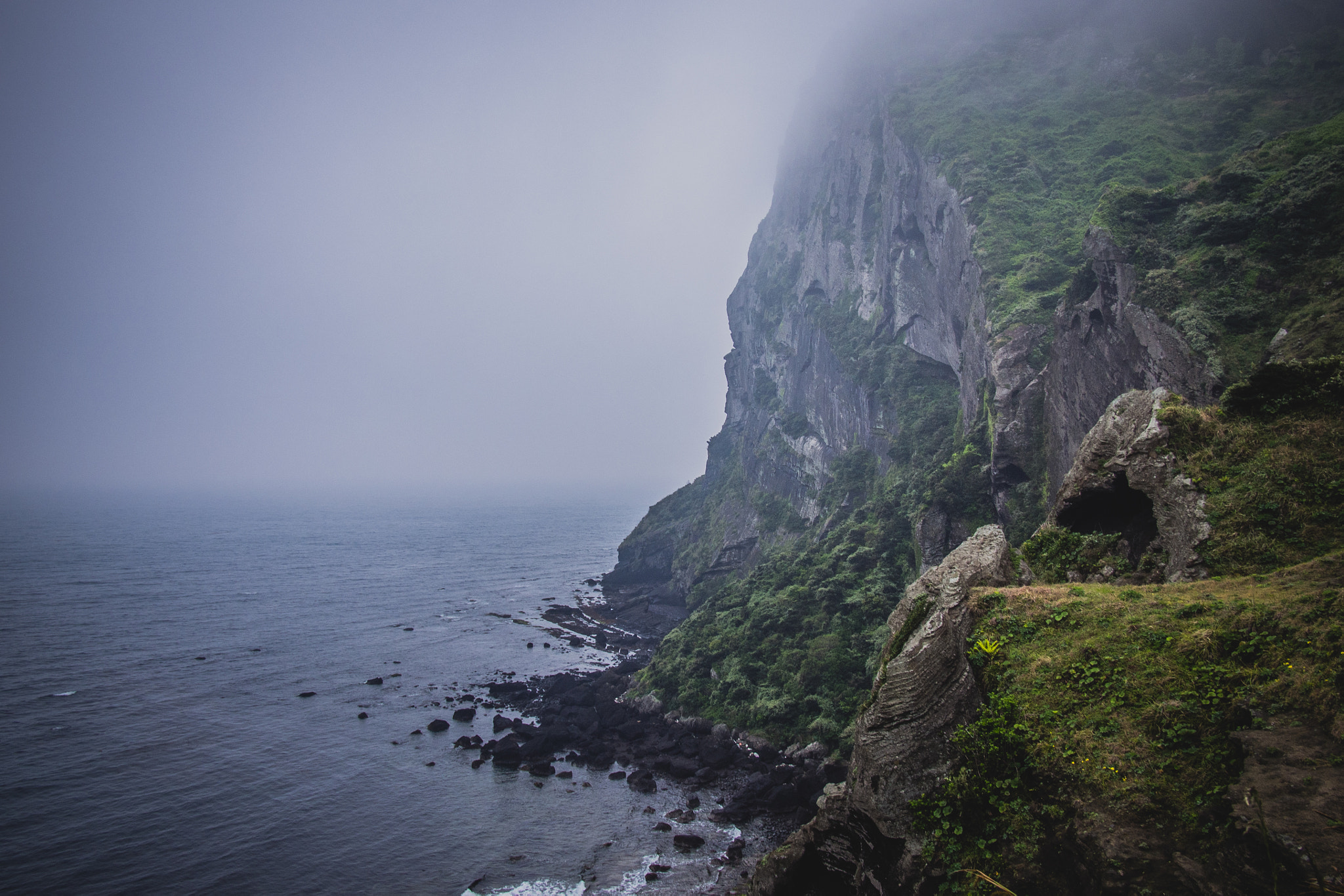 Olympus PEN E-PL5 + Panasonic Lumix G 14mm F2.5 ASPH sample photo. A view from seongsan ilchulbong photography