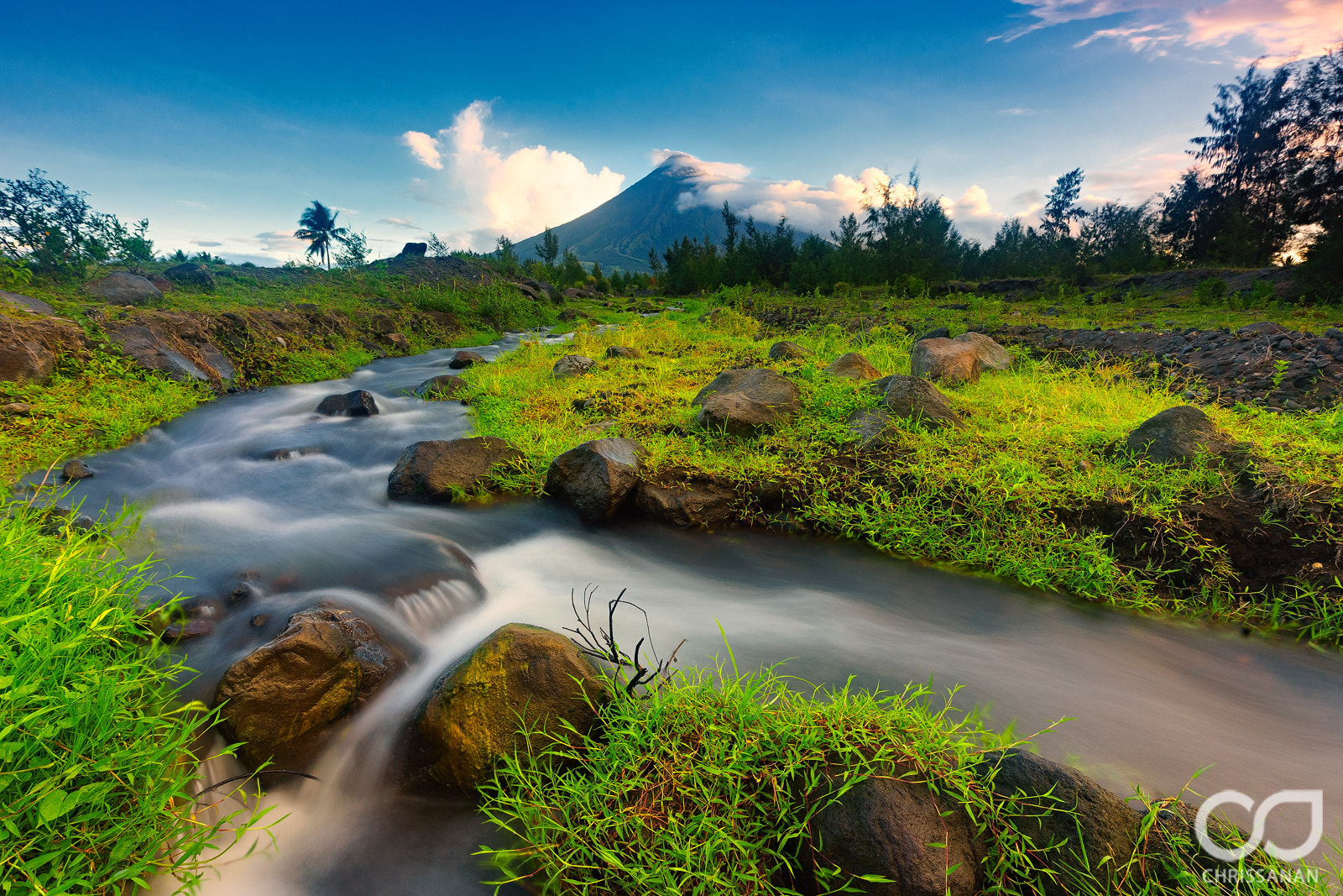 Sony a7 II + Canon EF 16-35mm F4L IS USM sample photo. Mayon after the rain photography