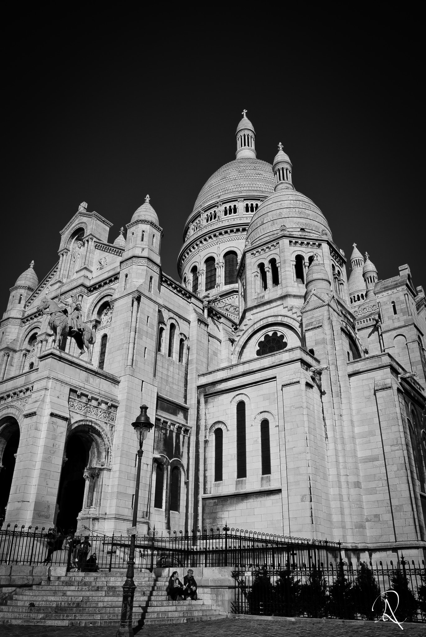 Nikon 1 Nikkor 10mm F2.8 sample photo. Sacre coeur photography