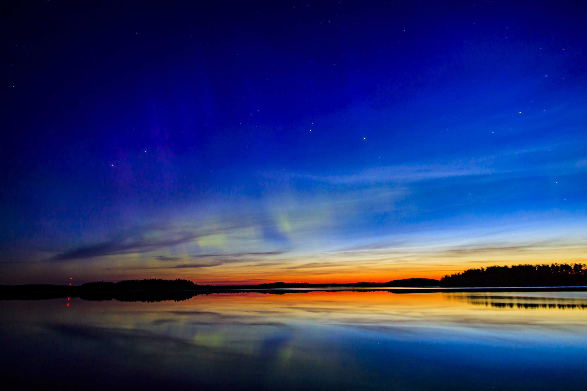 Canon EF 24mm F1.4L II USM sample photo. Northern lights may 9th photography