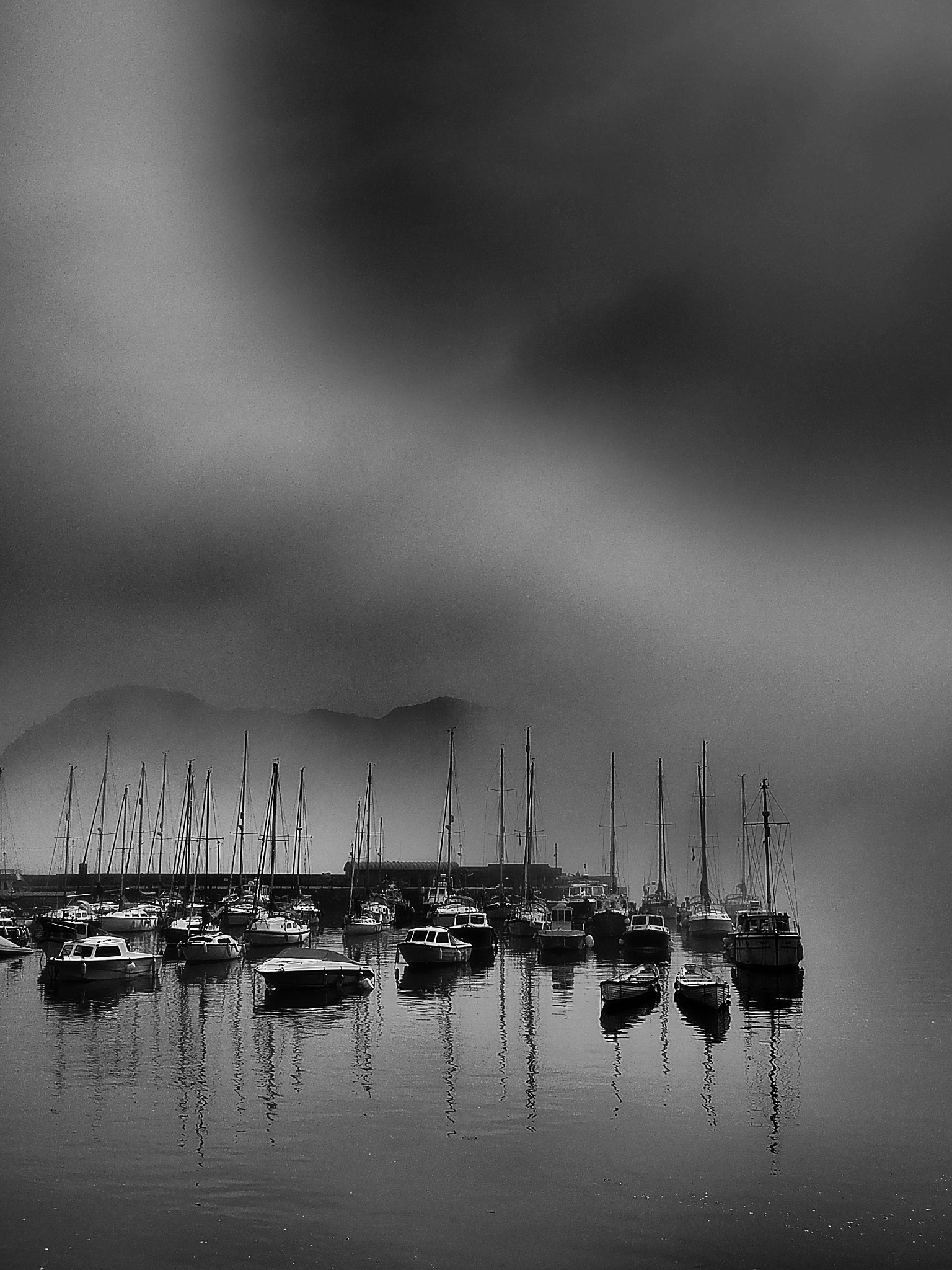 Olympus OM-D E-M5 II + Sigma 19mm F2.8 DN Art sample photo. Ilfracombe harbour photography