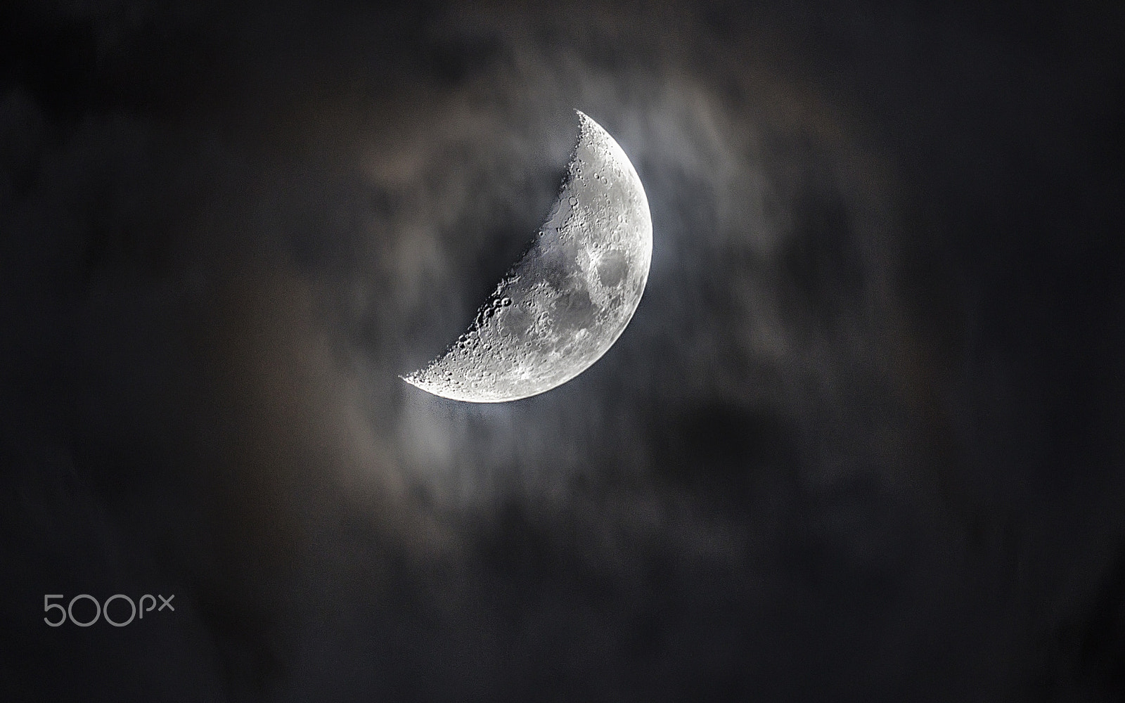 Canon EF 100-400mm F4.5-5.6L IS II USM sample photo. Moon photography