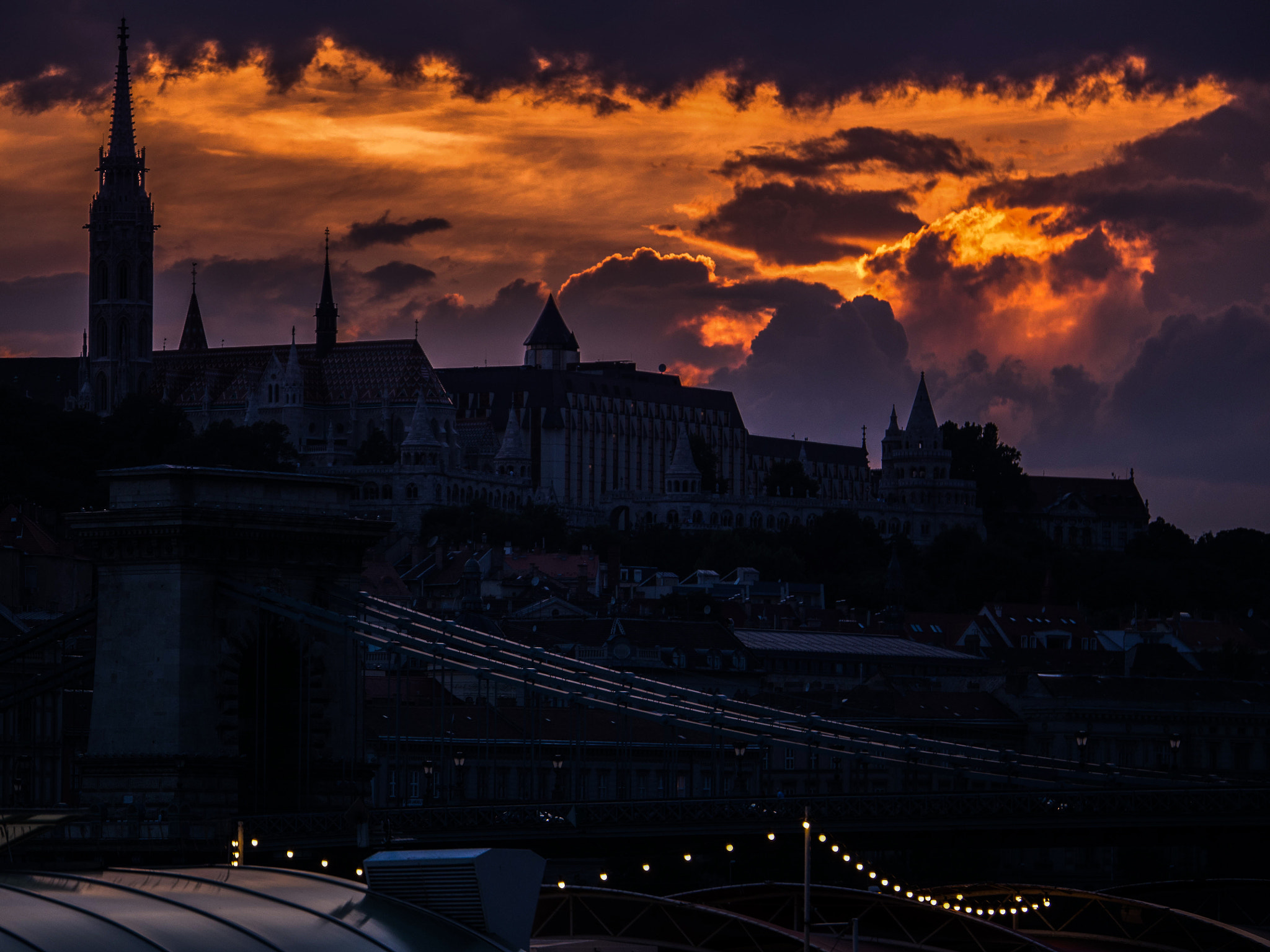 Panasonic Lumix G X Vario 35-100mm F2.8 OIS sample photo. Sunset in budapest photography