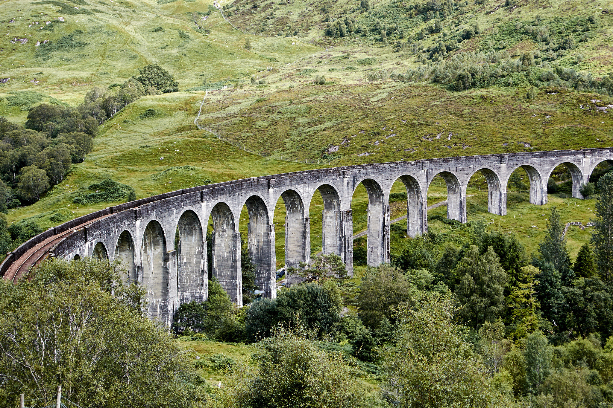 Nikon 1 J3 sample photo. Jacobite steam train's bridge photography