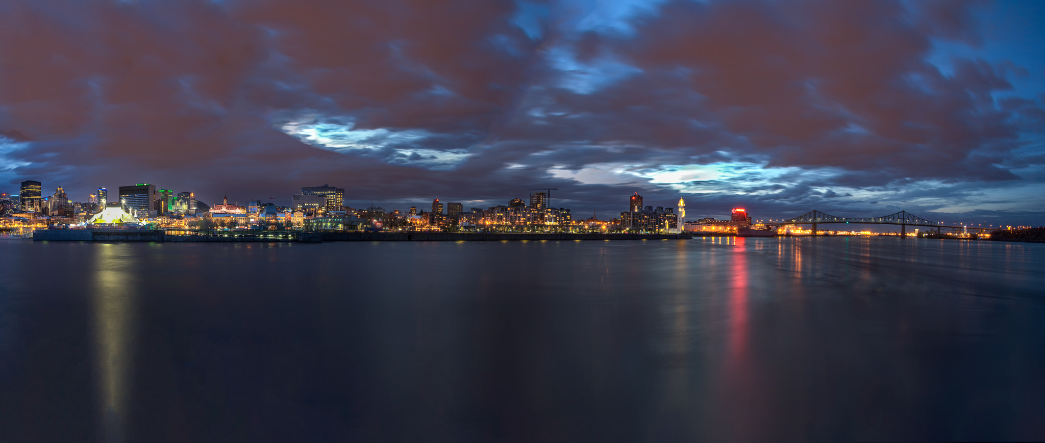 Canon EF 20-35mm f/2.8L sample photo. Blue montreal photography