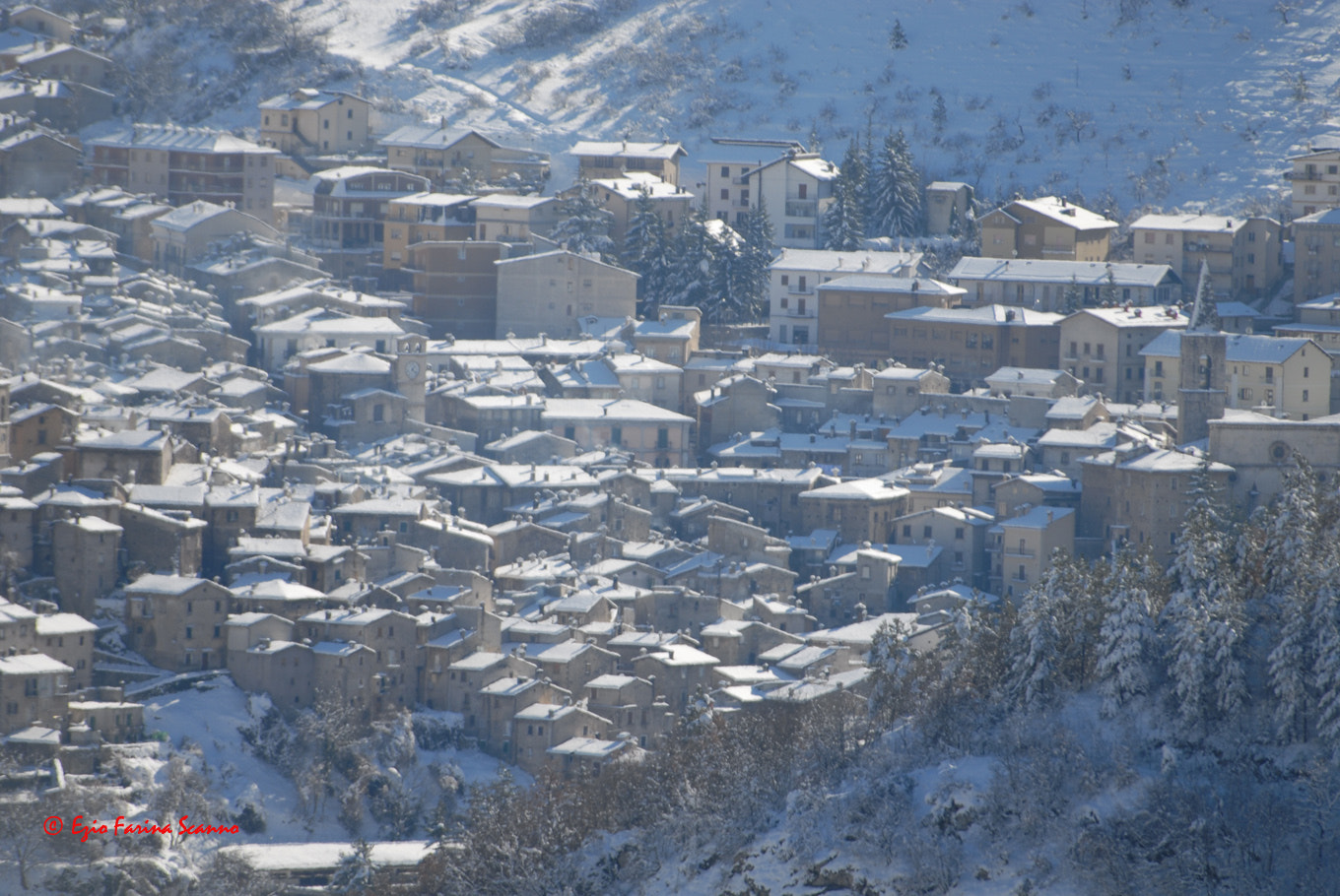 Nikon D200 + Sigma 80-400mm F4.5-5.6 EX OS sample photo. Che nevicata photography