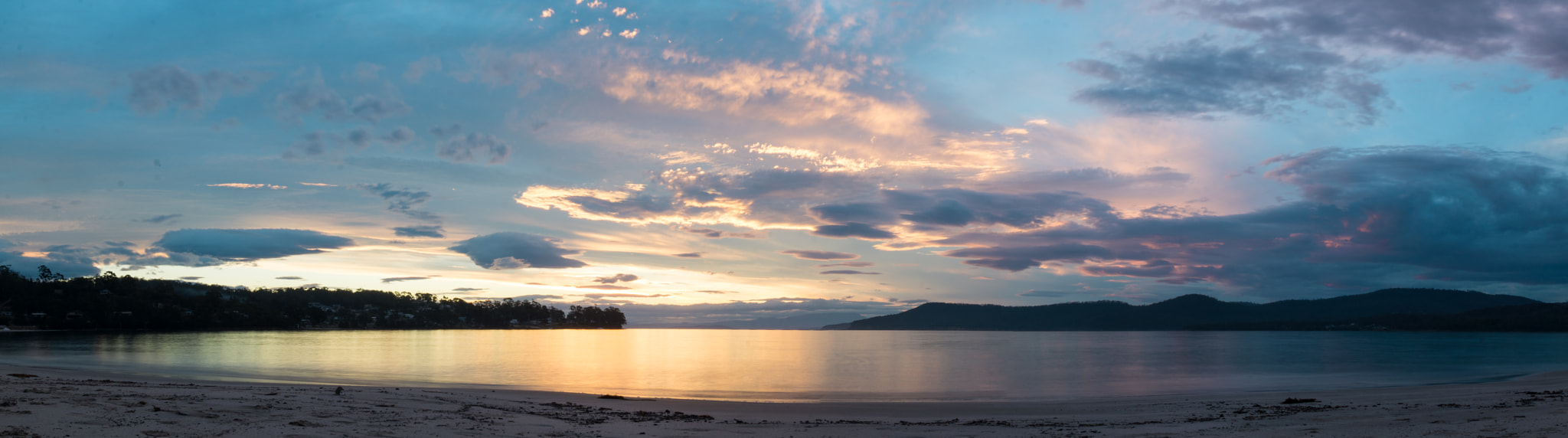 Sony Alpha NEX-5N + Sigma 19mm F2.8 EX DN sample photo. A tassie beach photography