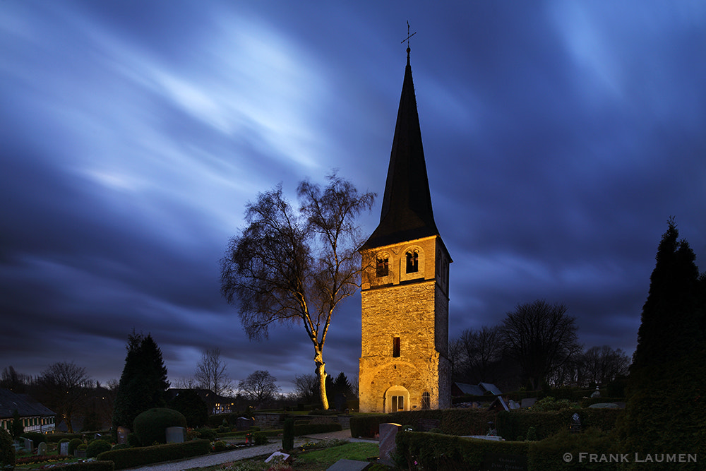 Canon EOS 5DS + Canon TS-E 17mm F4L Tilt-Shift sample photo. Haan 01 - church tower gruiten photography