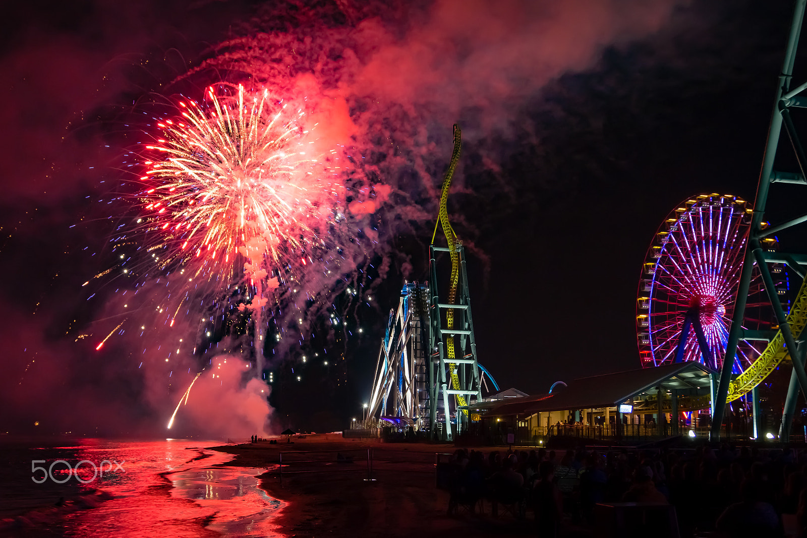 Canon EOS 100D (EOS Rebel SL1 / EOS Kiss X7) sample photo. Cedar point fireworks 2015 photography