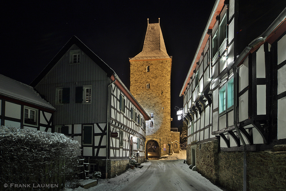 Canon EOS 5DS + Canon TS-E 17mm F4L Tilt-Shift sample photo. Hennef 01 - town blankenberg town gate photography
