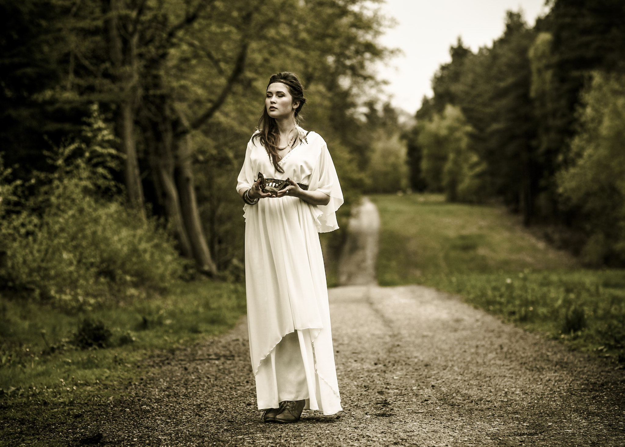 Canon EF 85mm F1.2 sample photo. The anxiety of a broken compass photography
