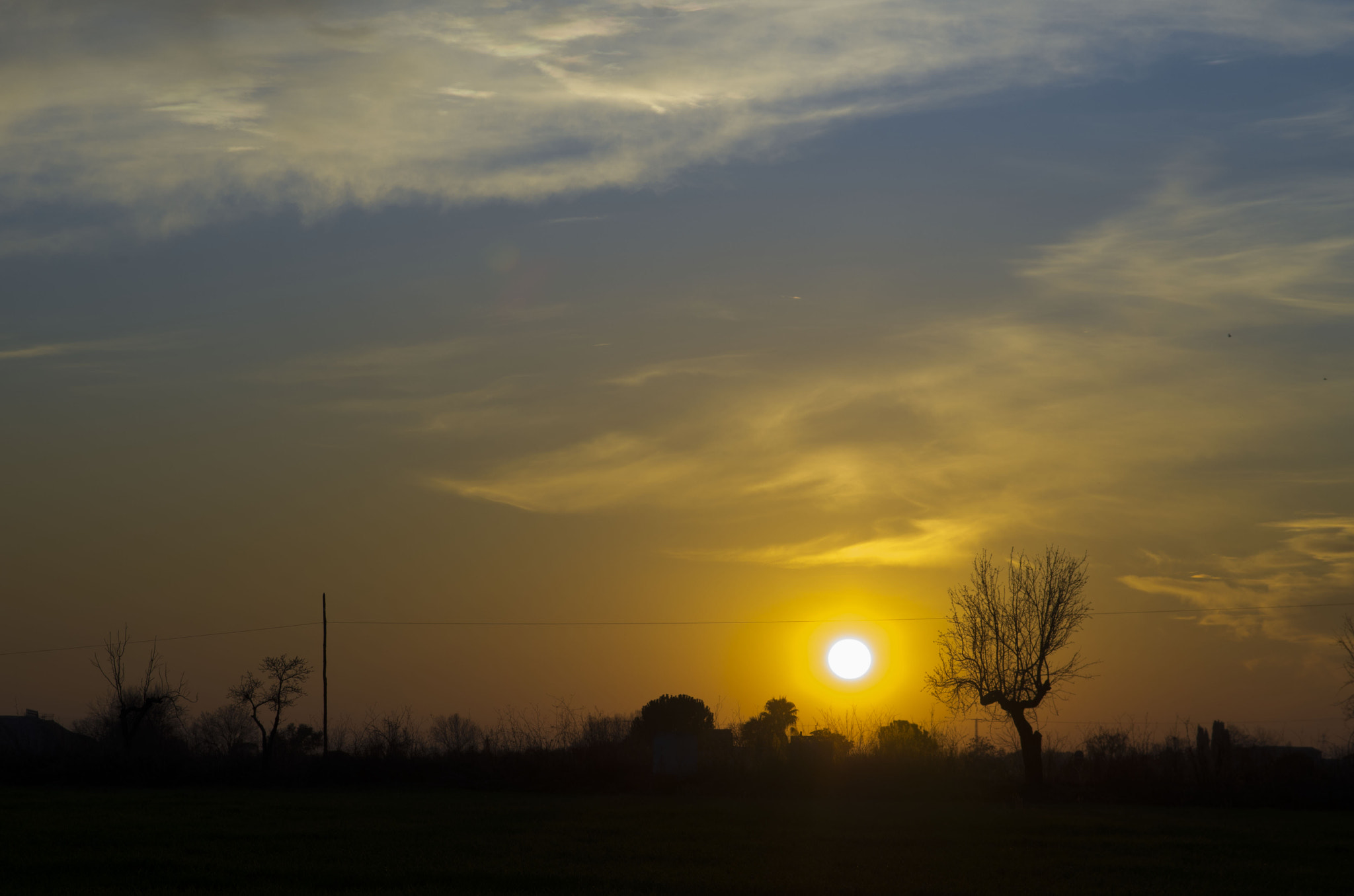 Sigma 17-70mm F2.8-4 DC Macro OS HSM sample photo. Puesta de sol photography