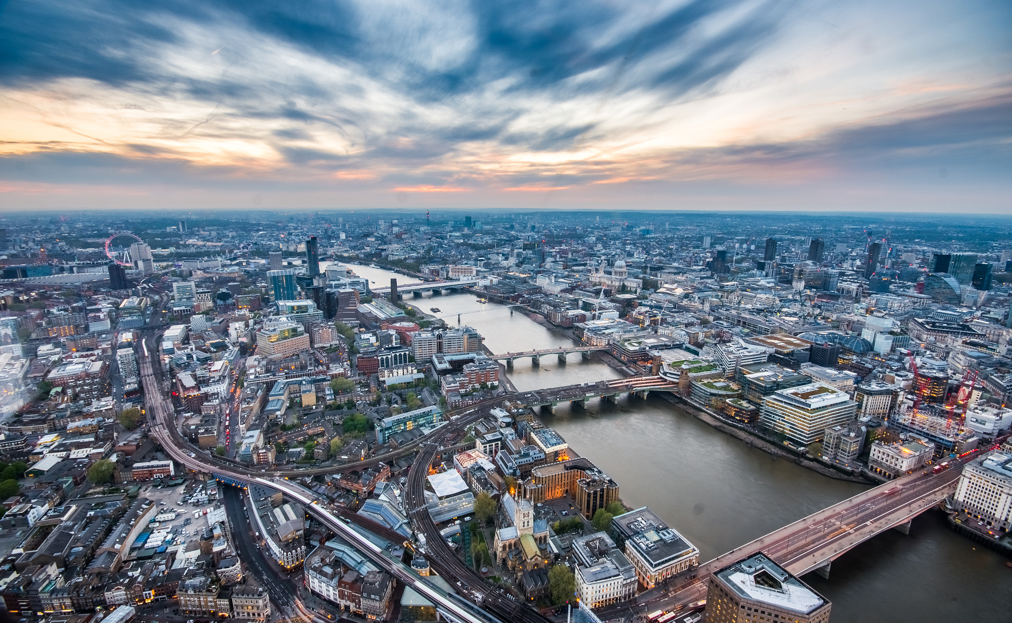 Sigma AF 10-20mm F4-5.6 EX DC sample photo. London calling photography