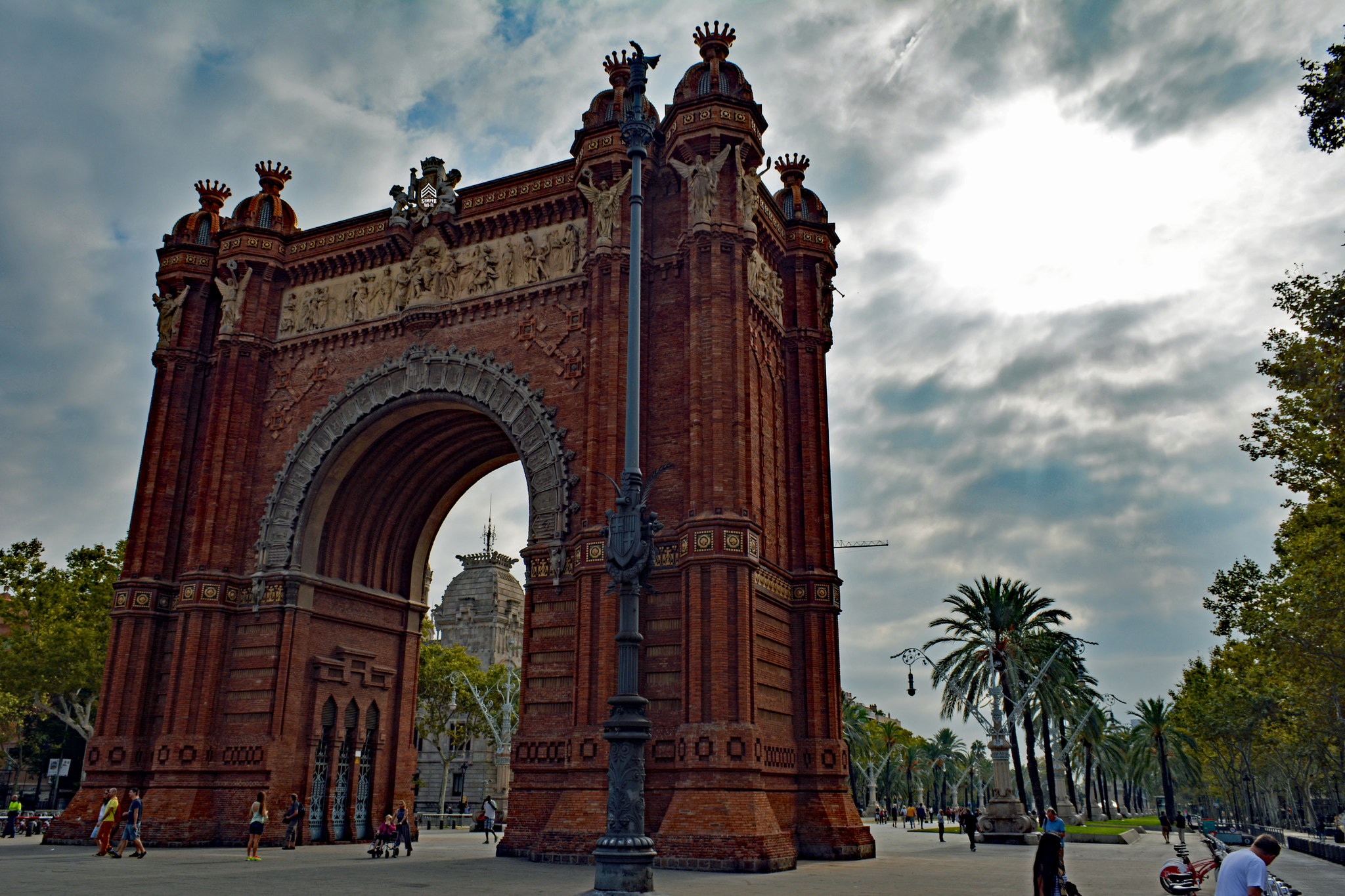 Nikon D5200 + PC Micro-Nikkor 85mm f/2.8D sample photo. Arco de triumfo photography