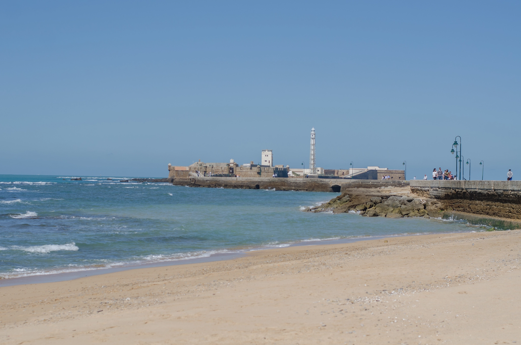 Nikon D7000 + AF Nikkor 50mm f/1.4 sample photo. Cadiz la caleta photography