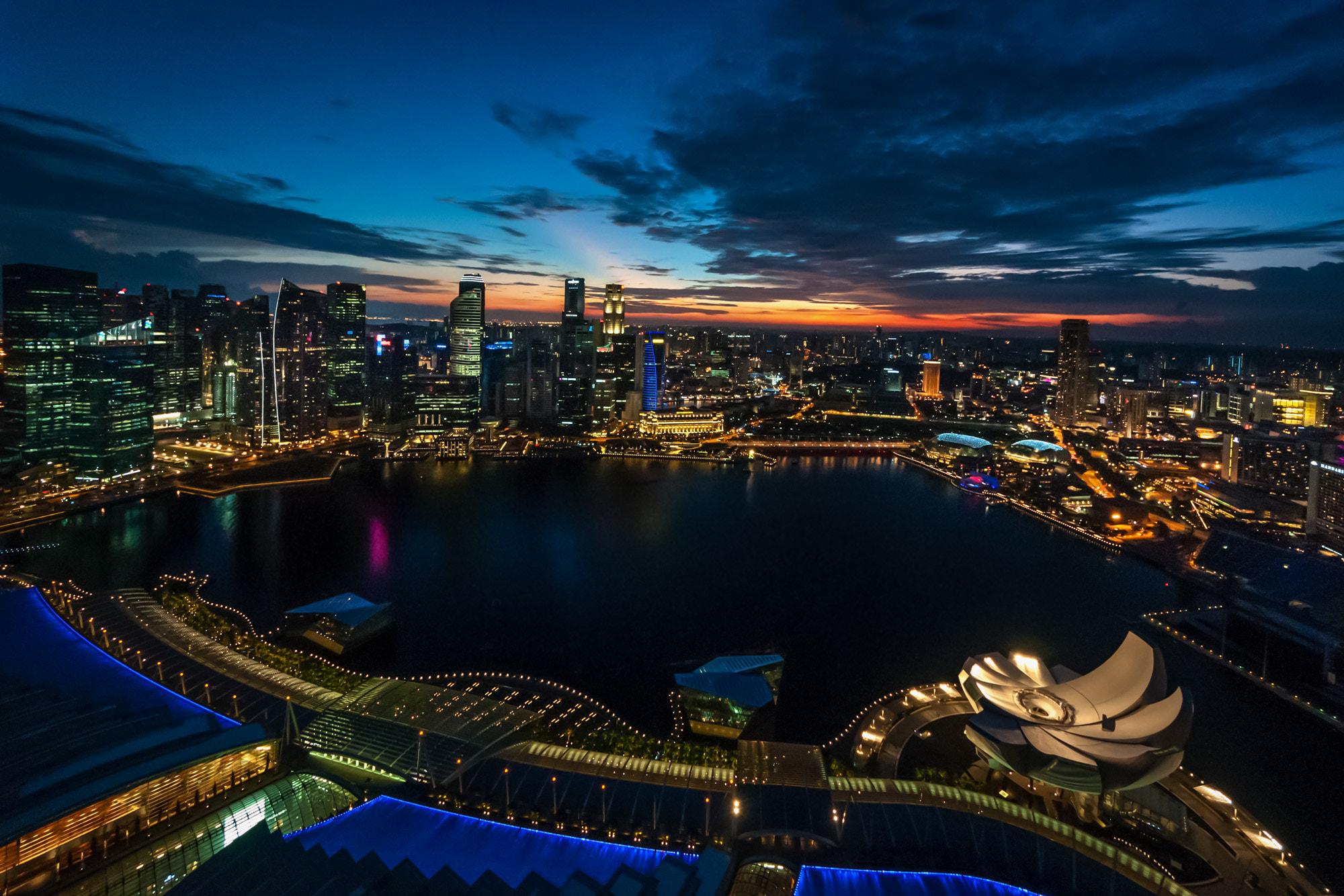 Sigma 8-16mm F4.5-5.6 DC HSM sample photo. Singapor bay marina sands hotel view photography