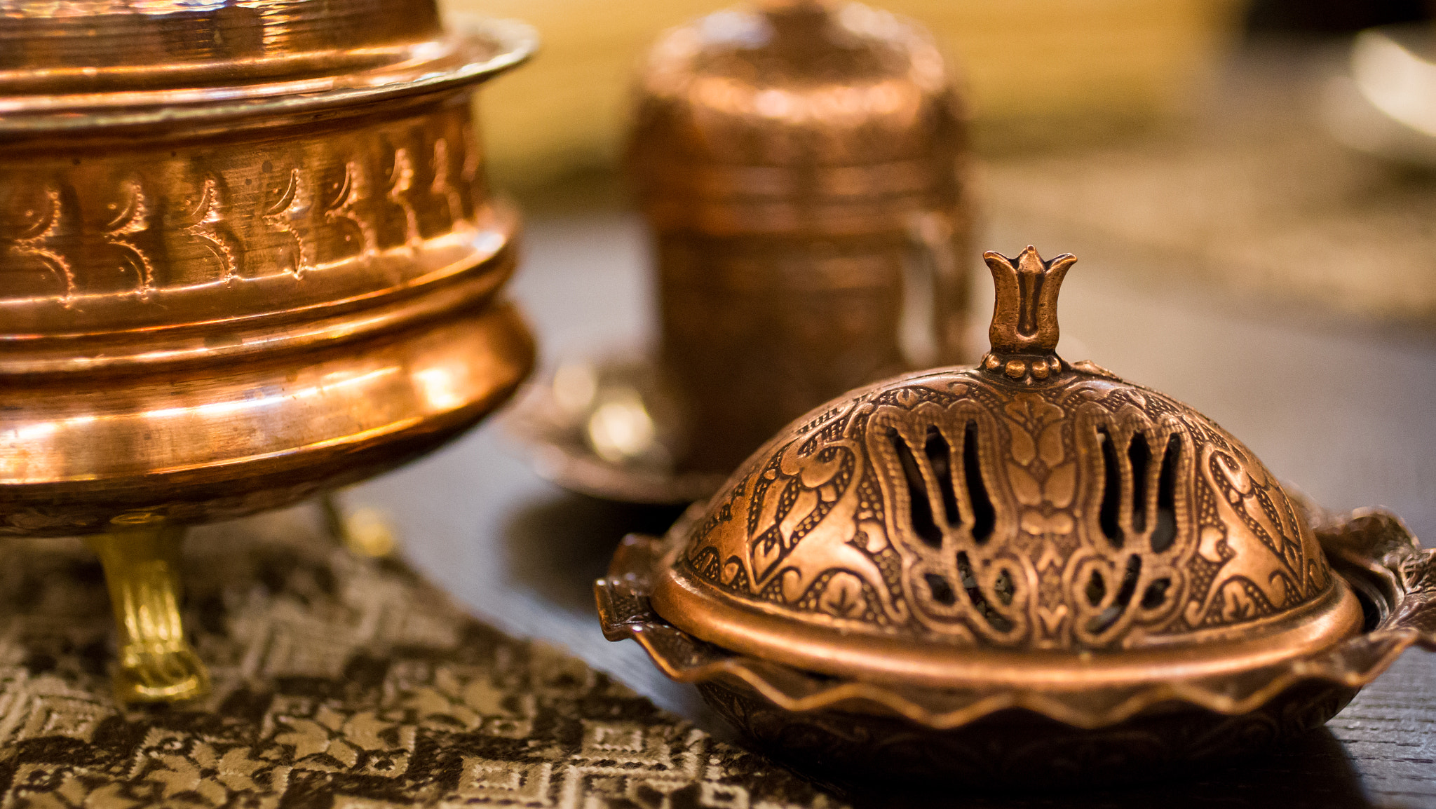 Canon EOS 6D + Canon EF 50mm F2.5 Macro sample photo. Style photography