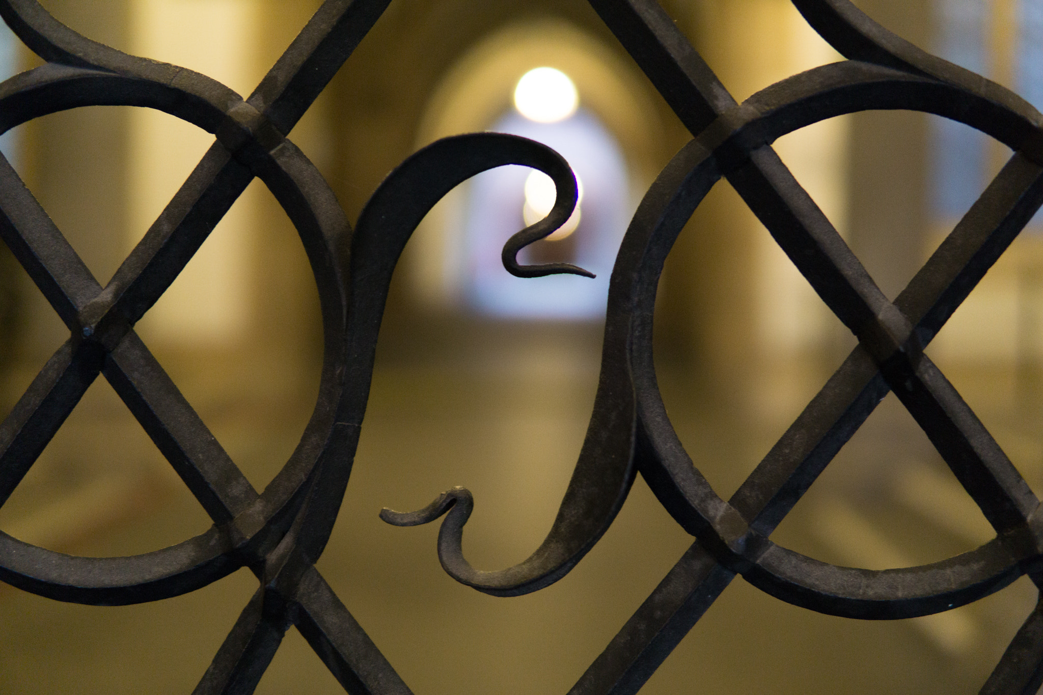 Sony a5100 sample photo. Gate photography