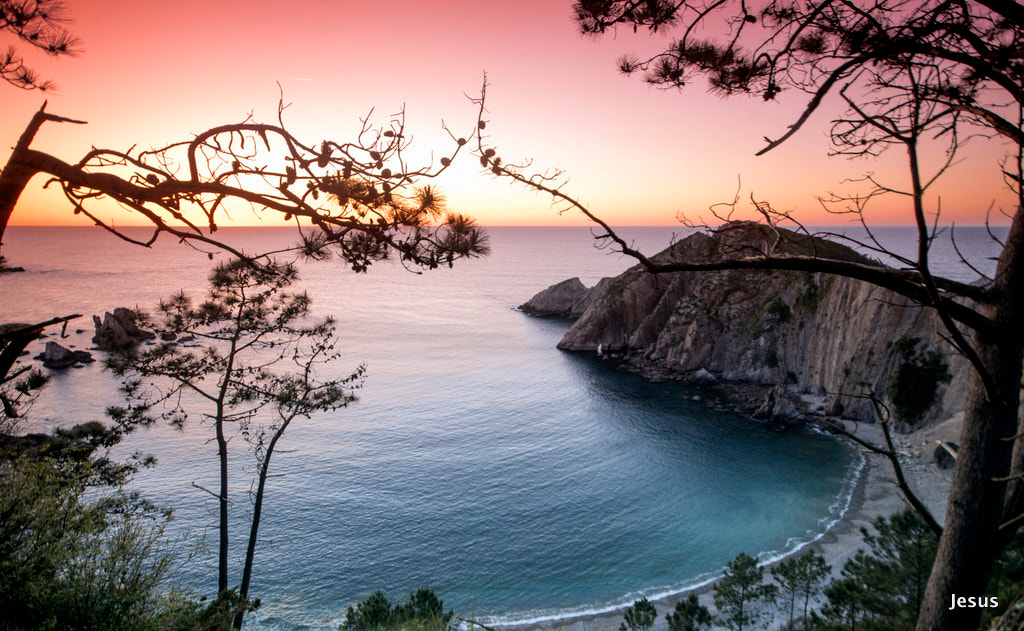 Minolta AF 28-80mm F3.5-5.6 II sample photo. Beach silence.asturias-spain photography
