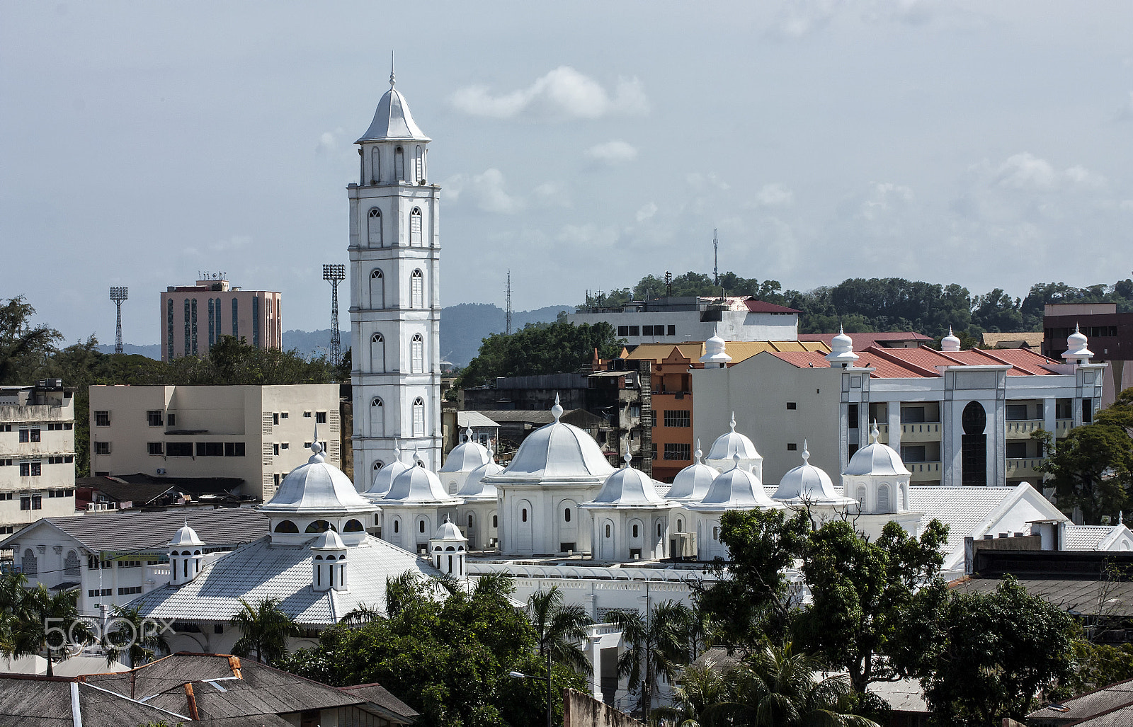 Canon EOS 450D (EOS Rebel XSi / EOS Kiss X2) sample photo. White mosque (masjid abidin) photography