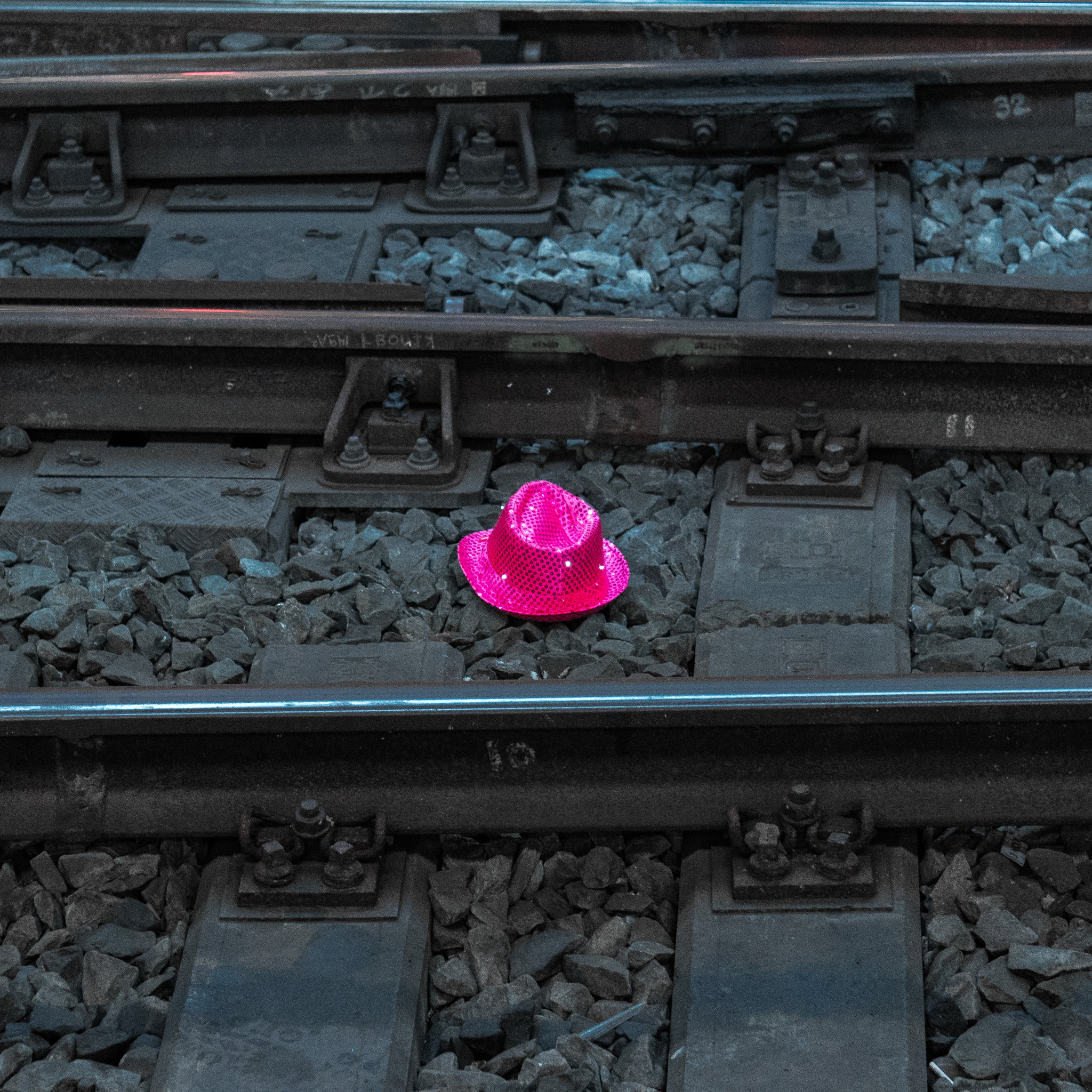 Sony E 55-210mm F4.5-6.3 OSS sample photo. . photography