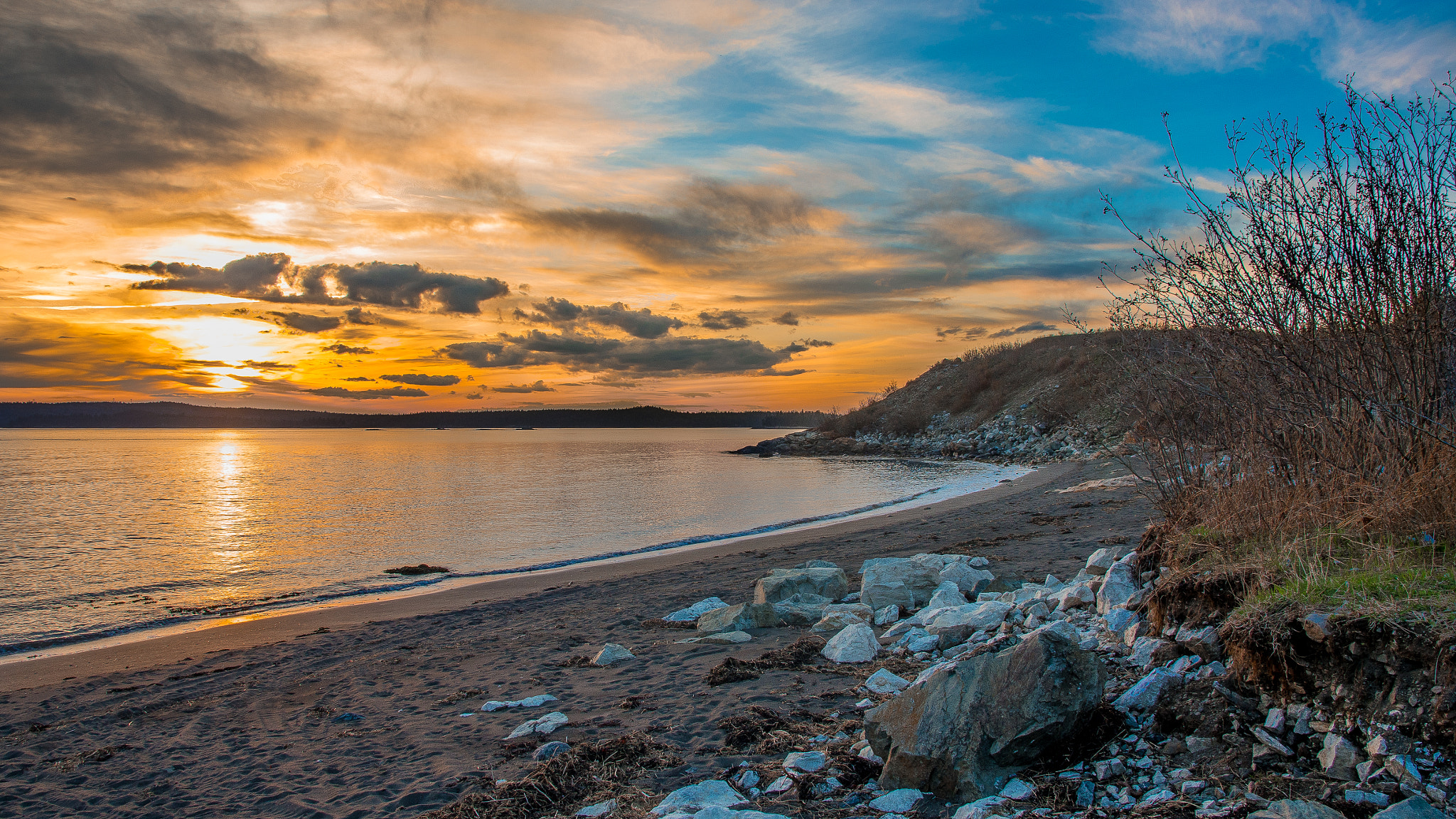 Sigma 17-50mm F2.8 EX DC HSM sample photo. Lornevilles black beach photography