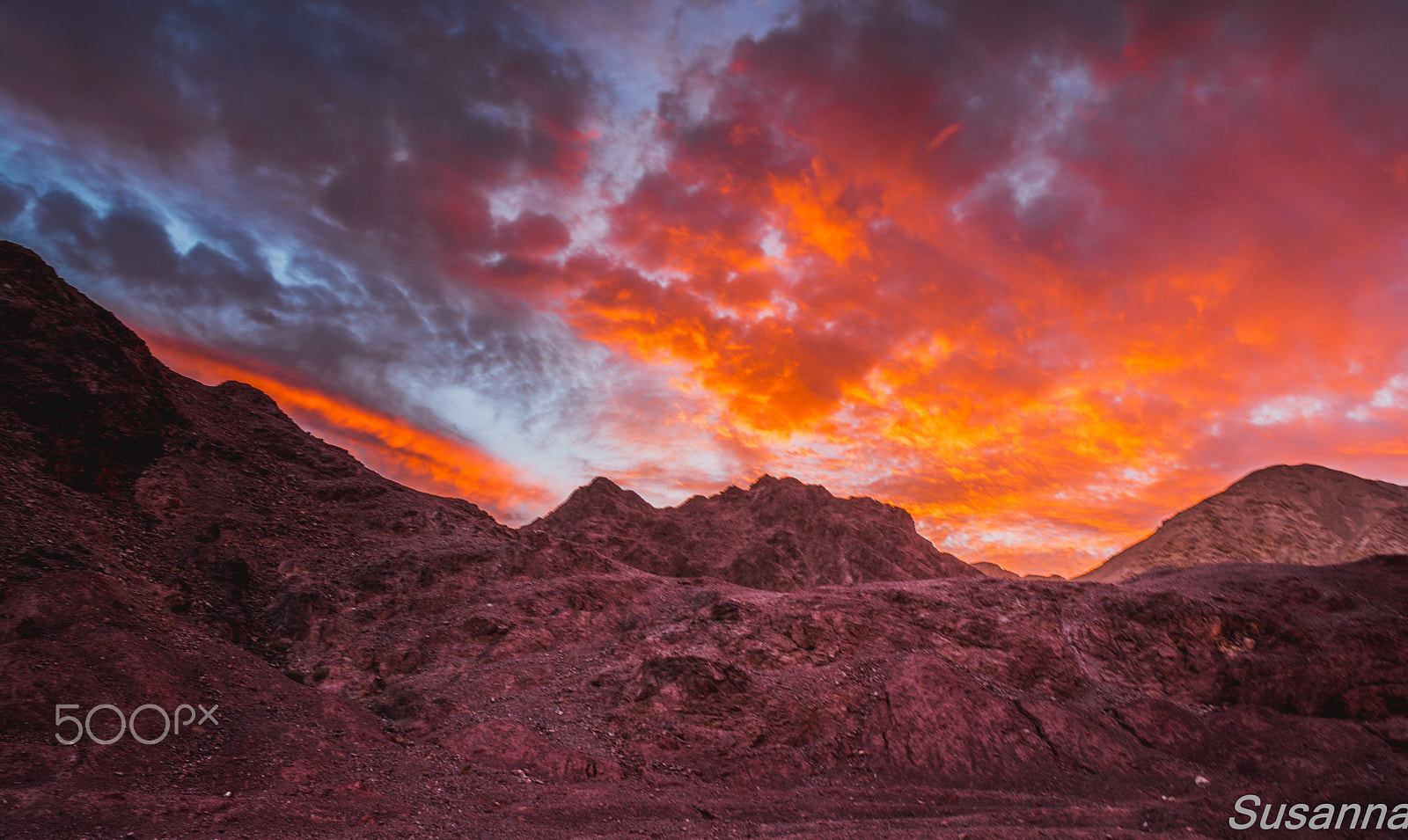 Nikon D800 + Nikon AF Nikkor 28mm F2.8D sample photo. Red sunset in red mountains photography