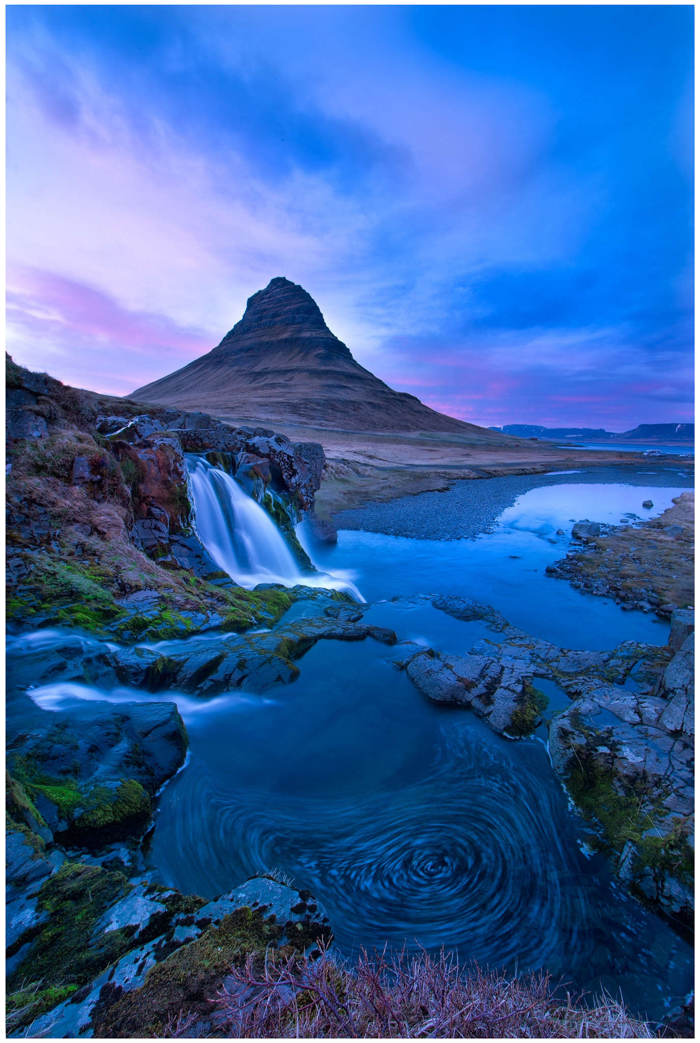 Canon EF 14mm F2.8L II USM sample photo. Beyond the kirkjufell photography