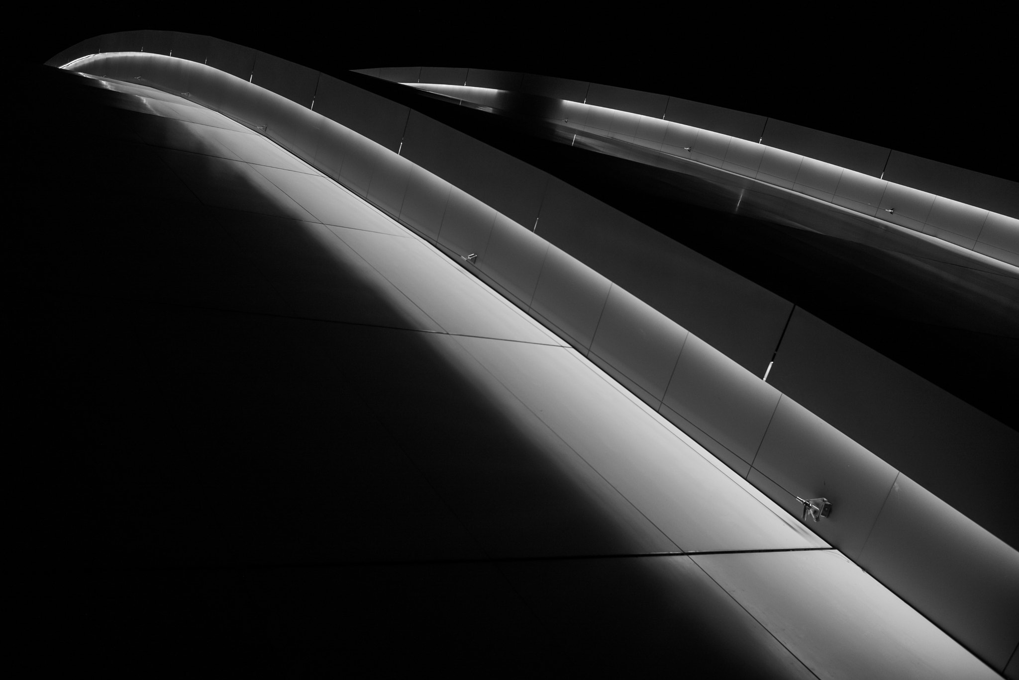 Leica Summilux-M 35mm F1.4 ASPH sample photo. Arches photography
