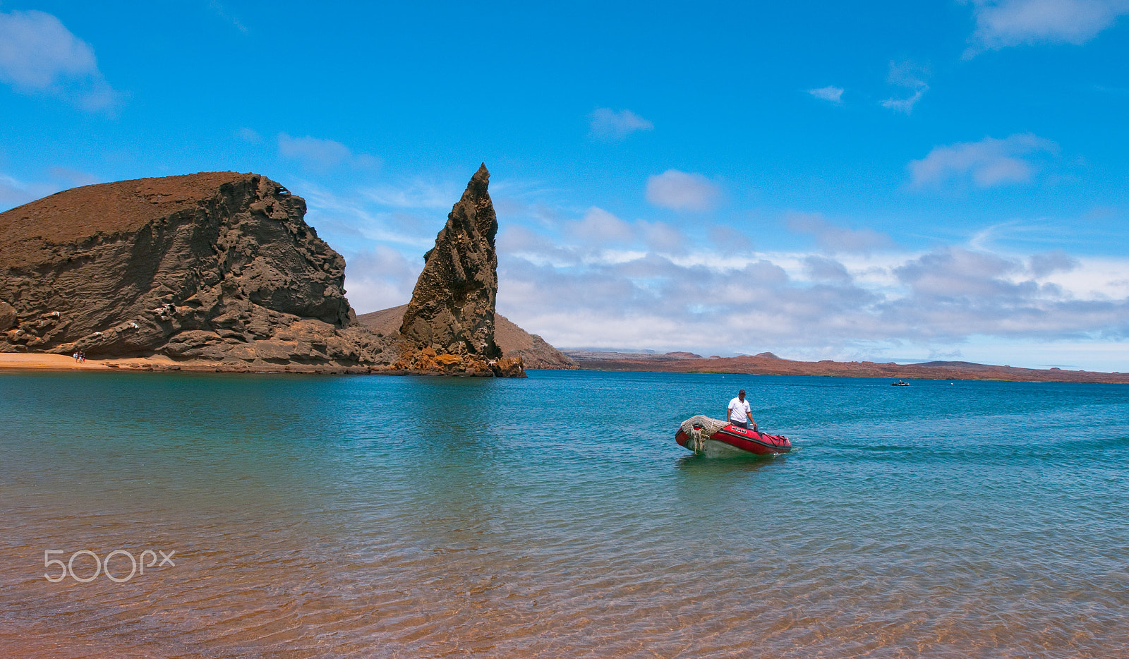 Nikon AF-S Nikkor 17-35mm F2.8D ED-IF sample photo. Close to pinnacle rock photography