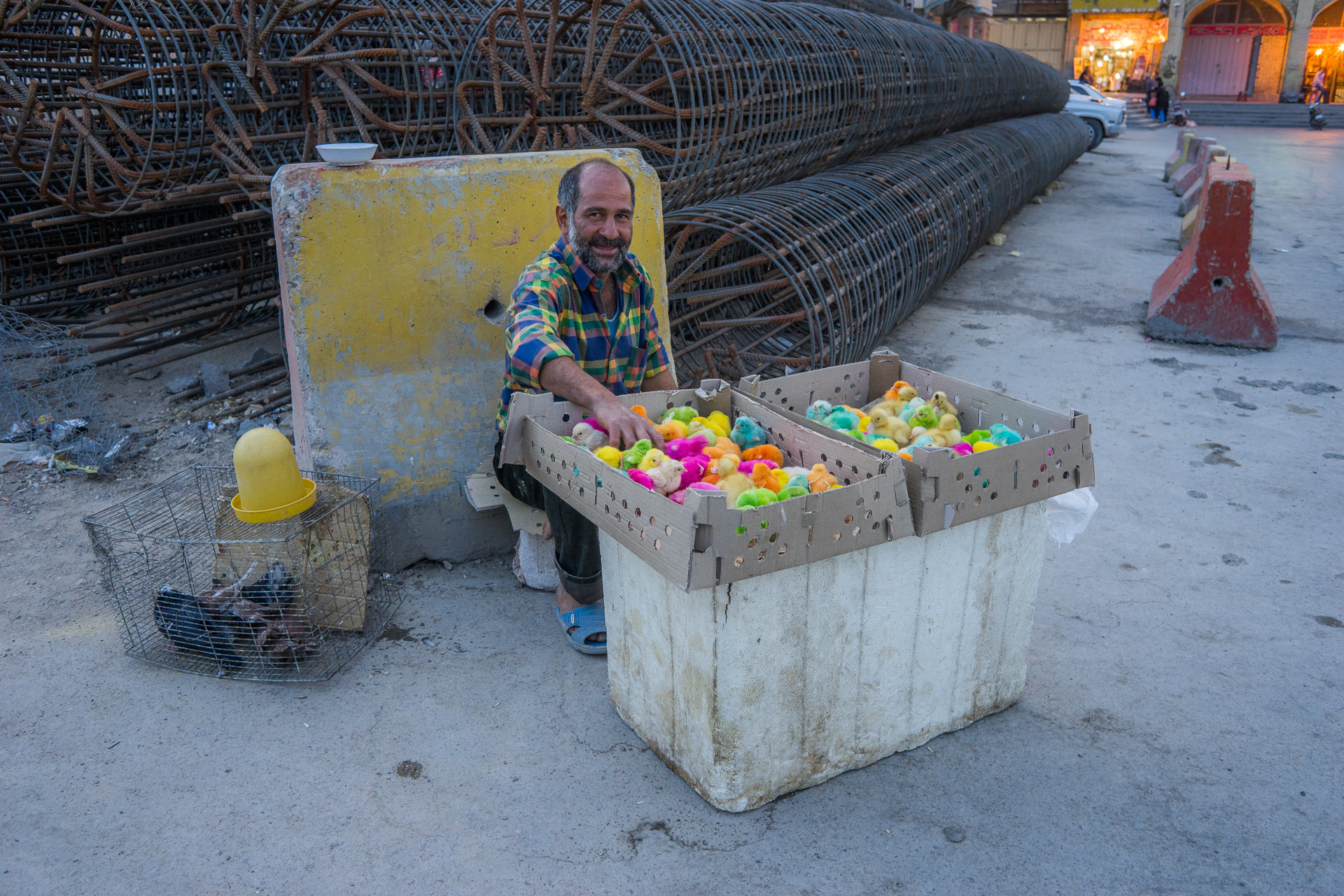 Sony a7 + Sony 28mm F2.8 sample photo. Iranian man photography