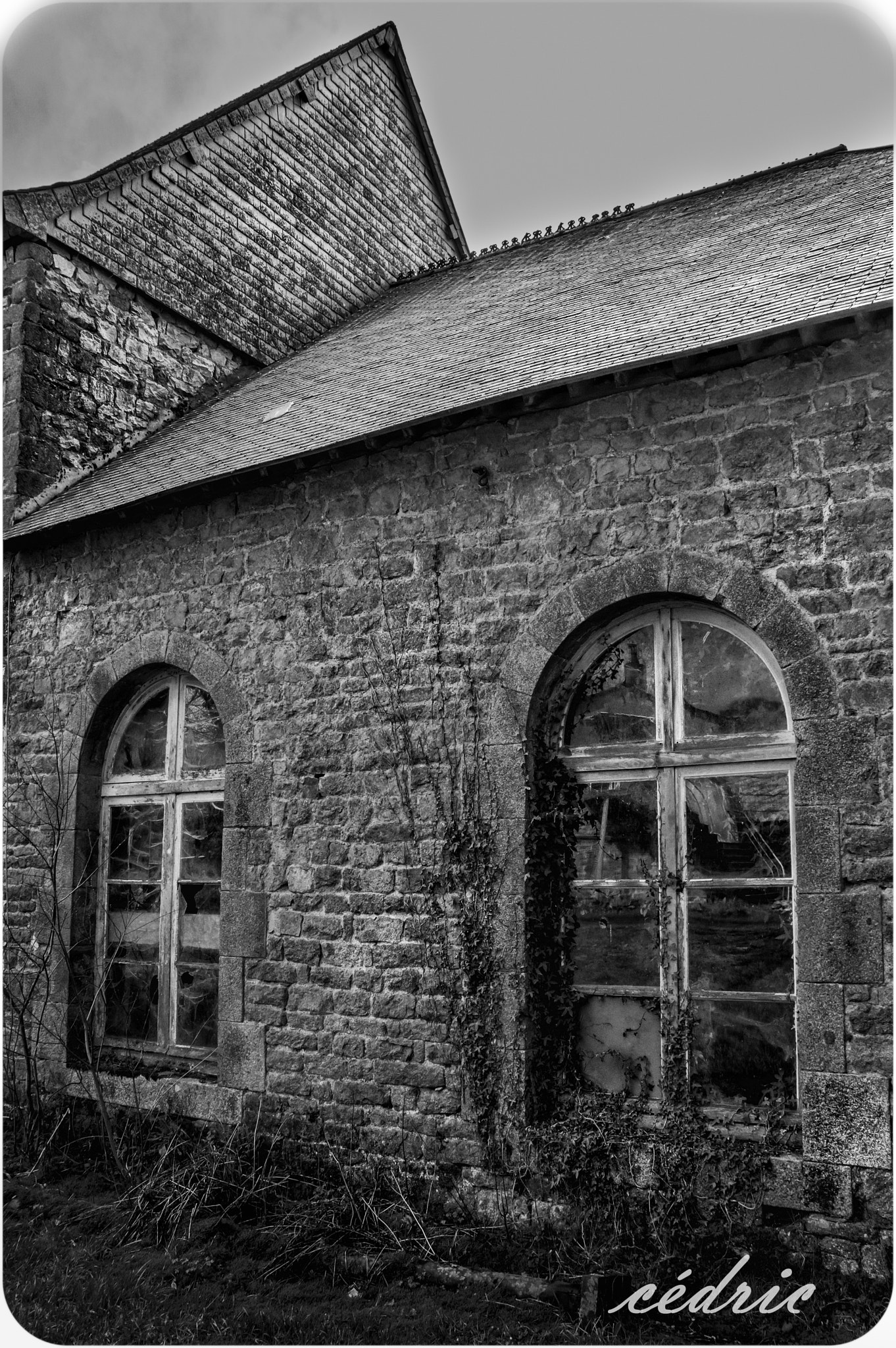Sigma 18-200mm F3.5-6.3 II DC OS HSM sample photo. Ferme abandonnee en normandie photography