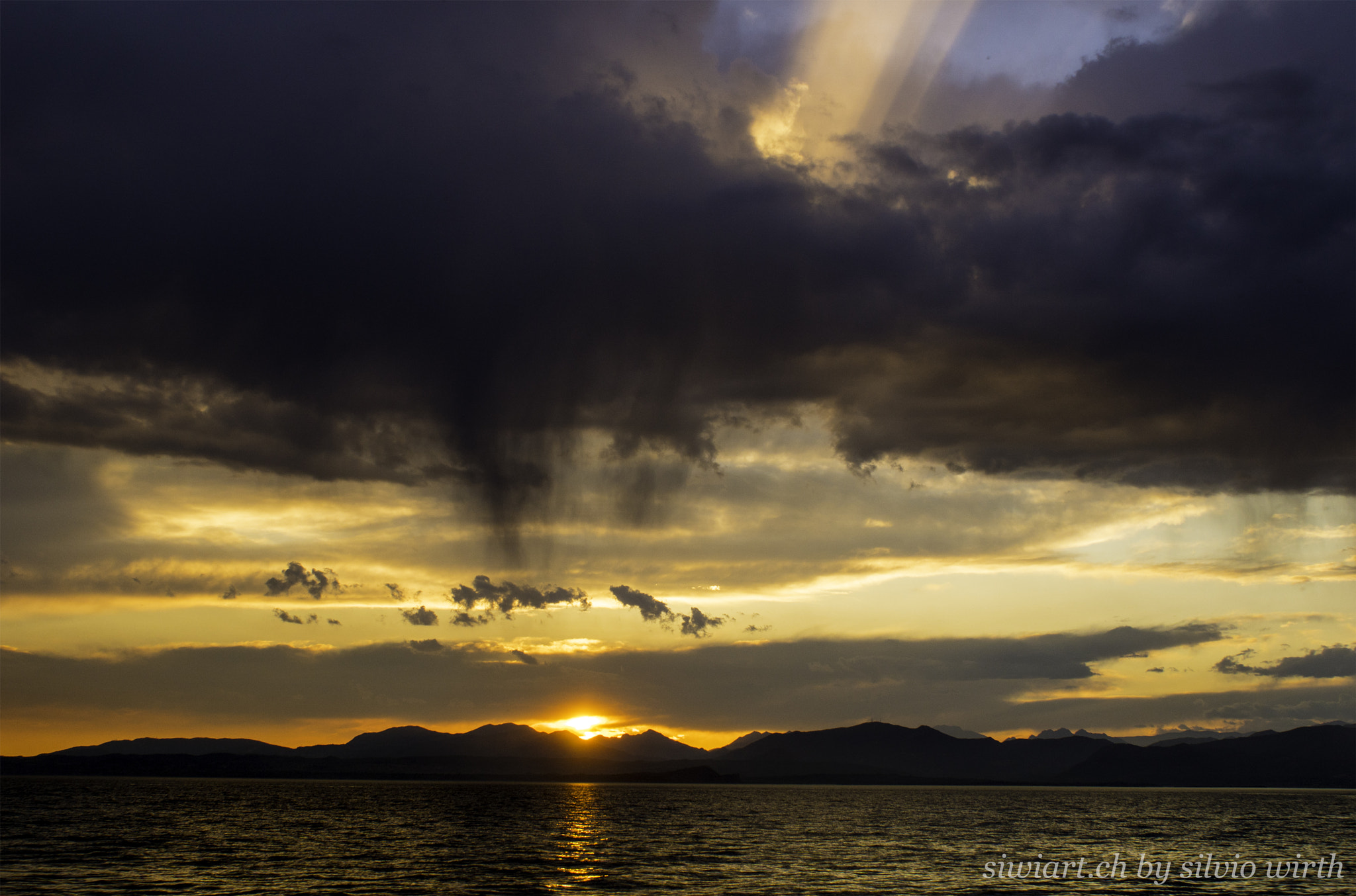 Sony DT 18-70mm F3.5-5.6 sample photo. Sunset after the rain photography