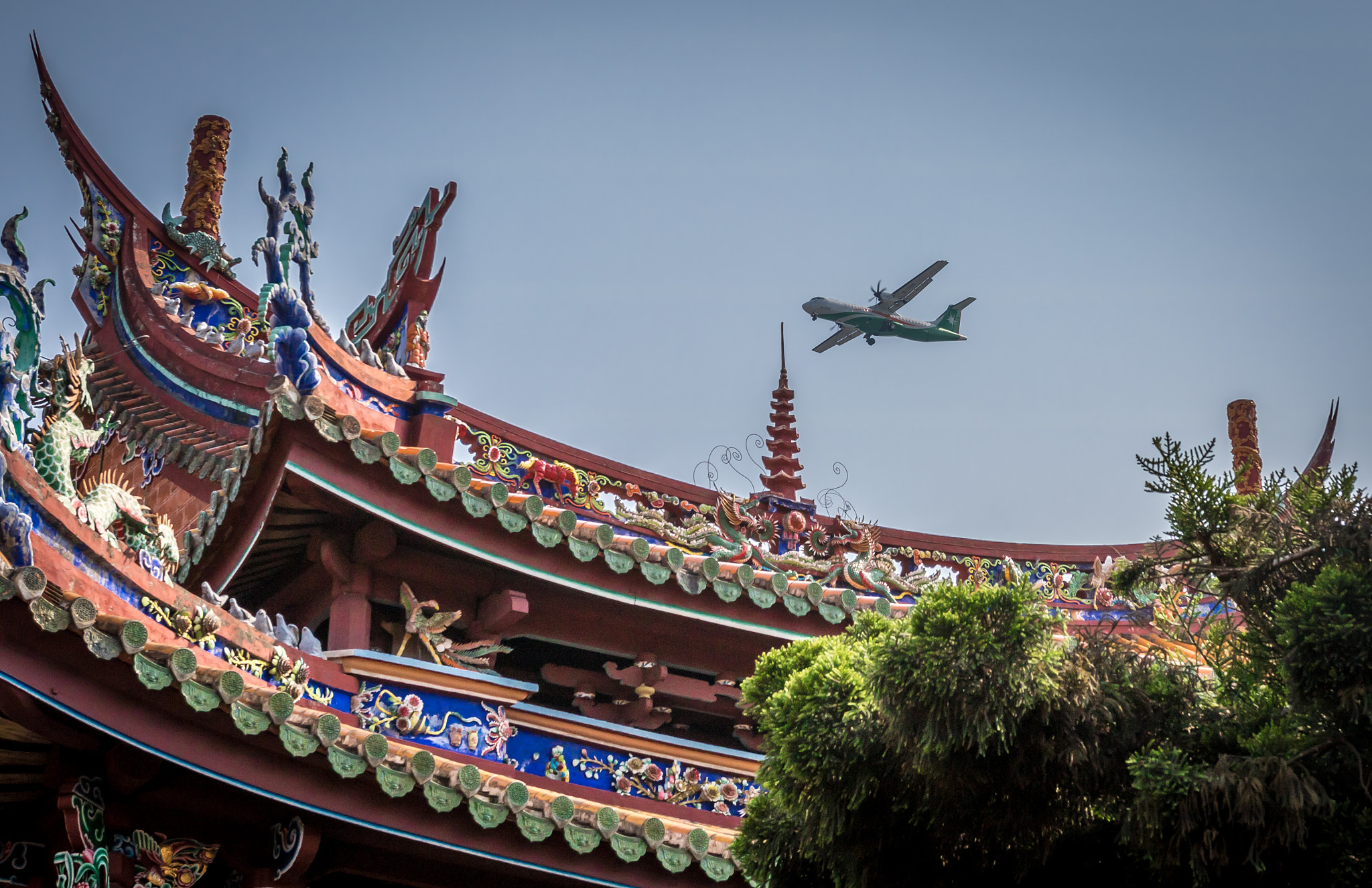 Sigma 18-35mm f/1.8 DC HSM sample photo. Flight photography