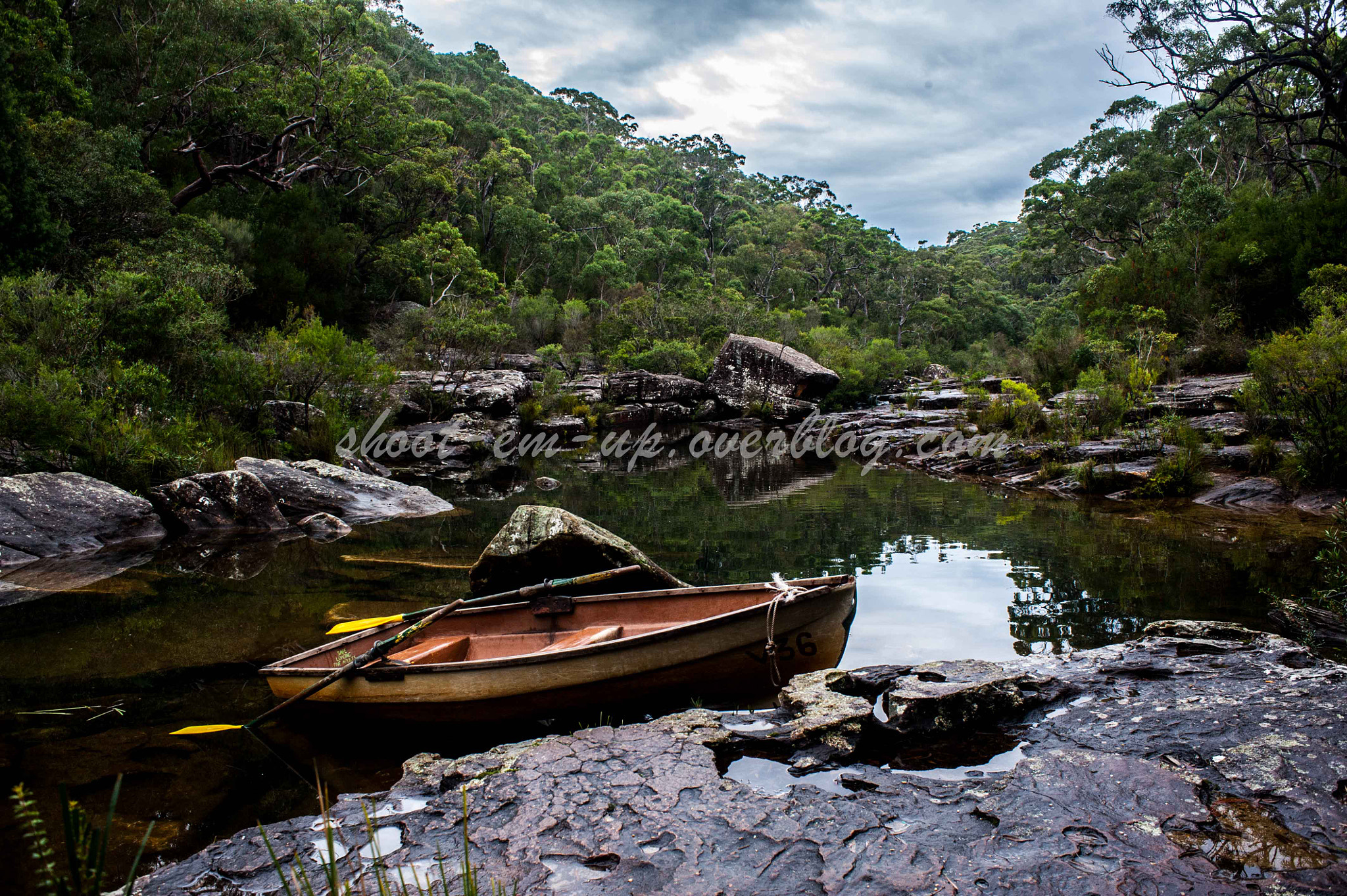 Nikon D3 + Nikon AF Nikkor 28mm F2.8D sample photo. Lost river photography