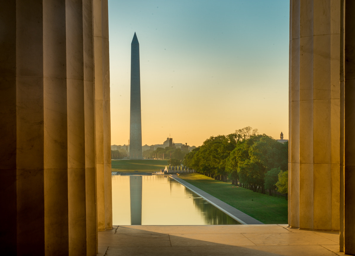 Nikon D7200 + Nikon AF Micro-Nikkor 60mm F2.8D sample photo. Washington monument and reflecting pool at sunrise photography