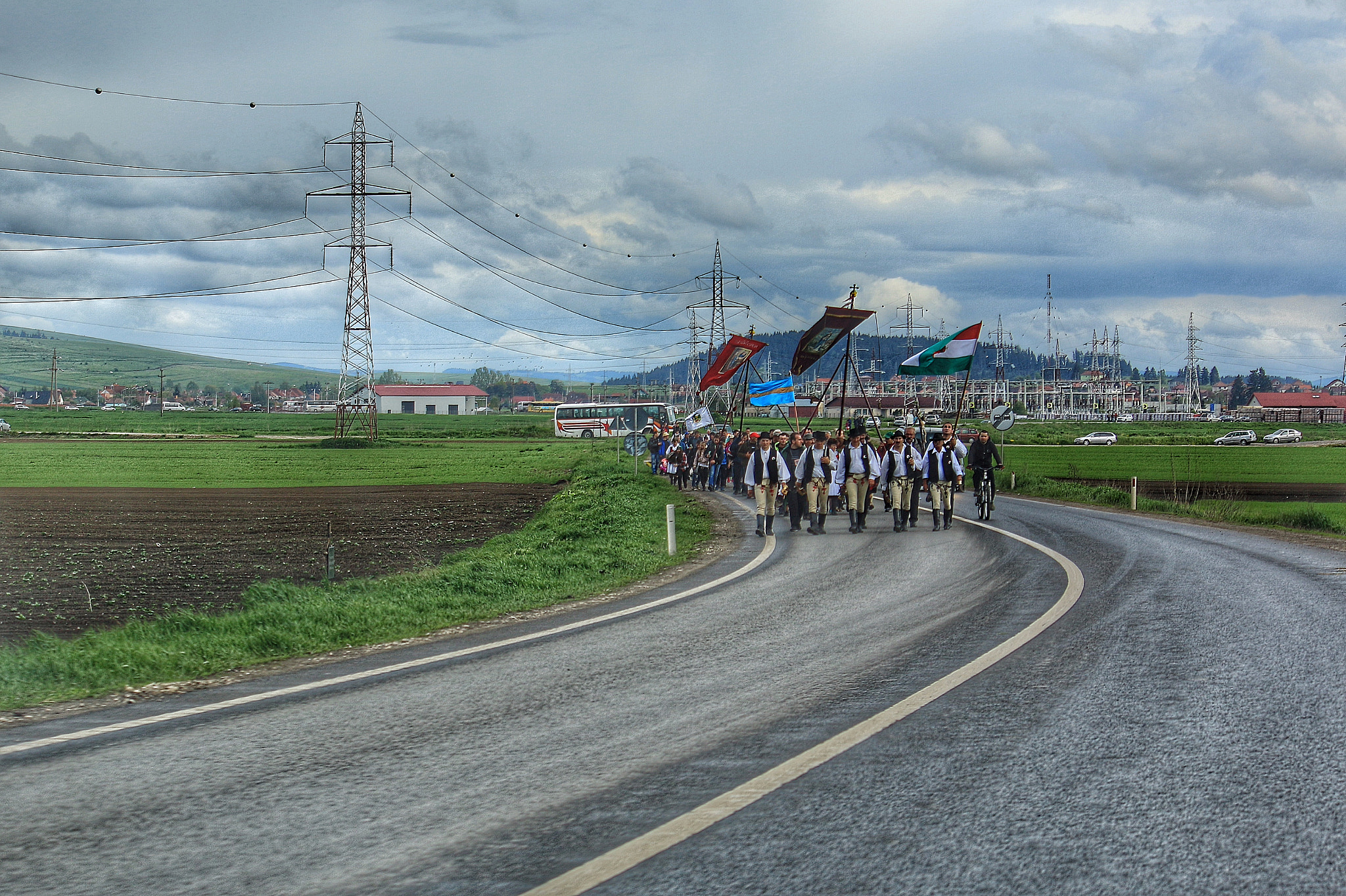 Canon EF-S 55-250mm F4-5.6 IS sample photo. Pilgrims in transylvania photography